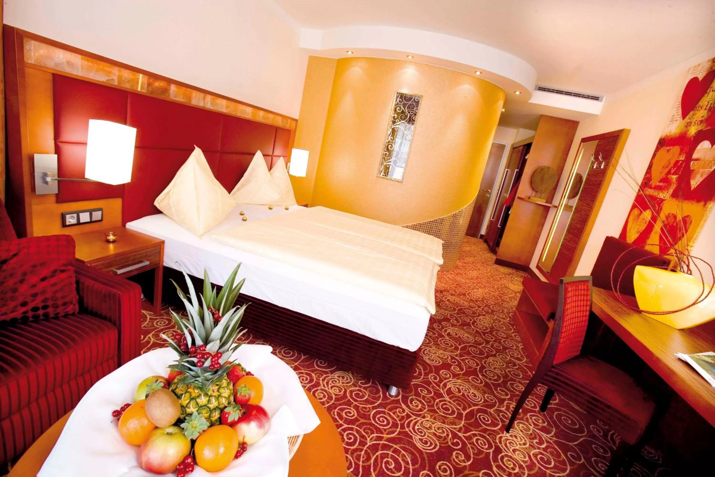 Photo of the whole room, Bed in EurothermenResort Bad Ischl - Hotel Royal 4-Sterne Superior