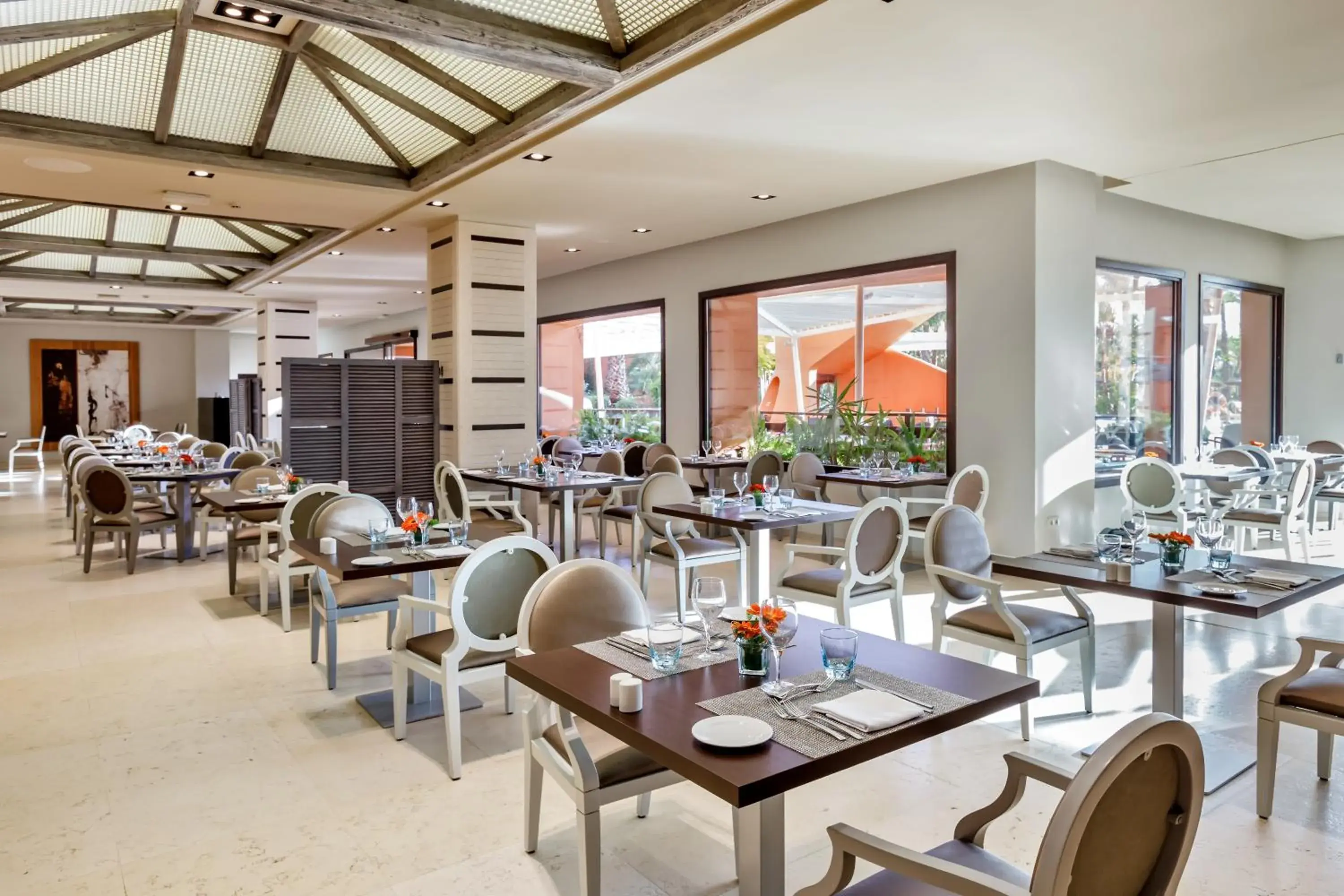 Restaurant/places to eat in Aparthotel Novo Resort