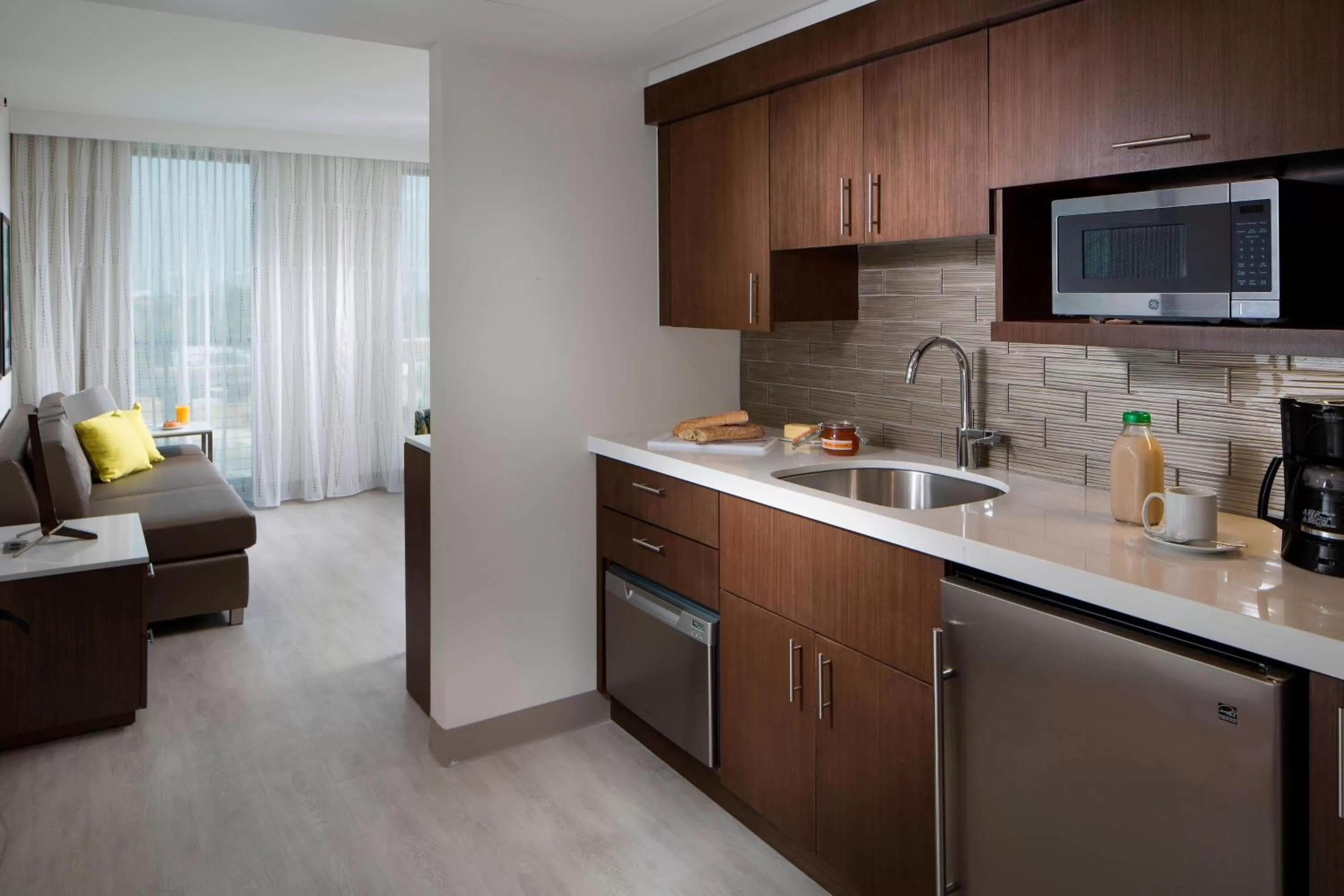 Kitchen or kitchenette in Residence Inn by Marriott Miami Beach South Beach