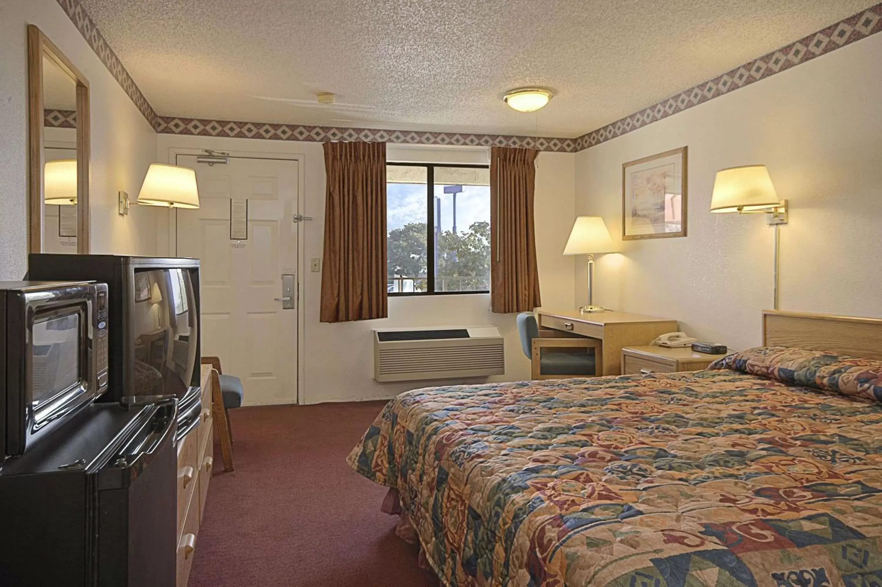 Photo of the whole room in Days Inn by Wyndham Fresno South
