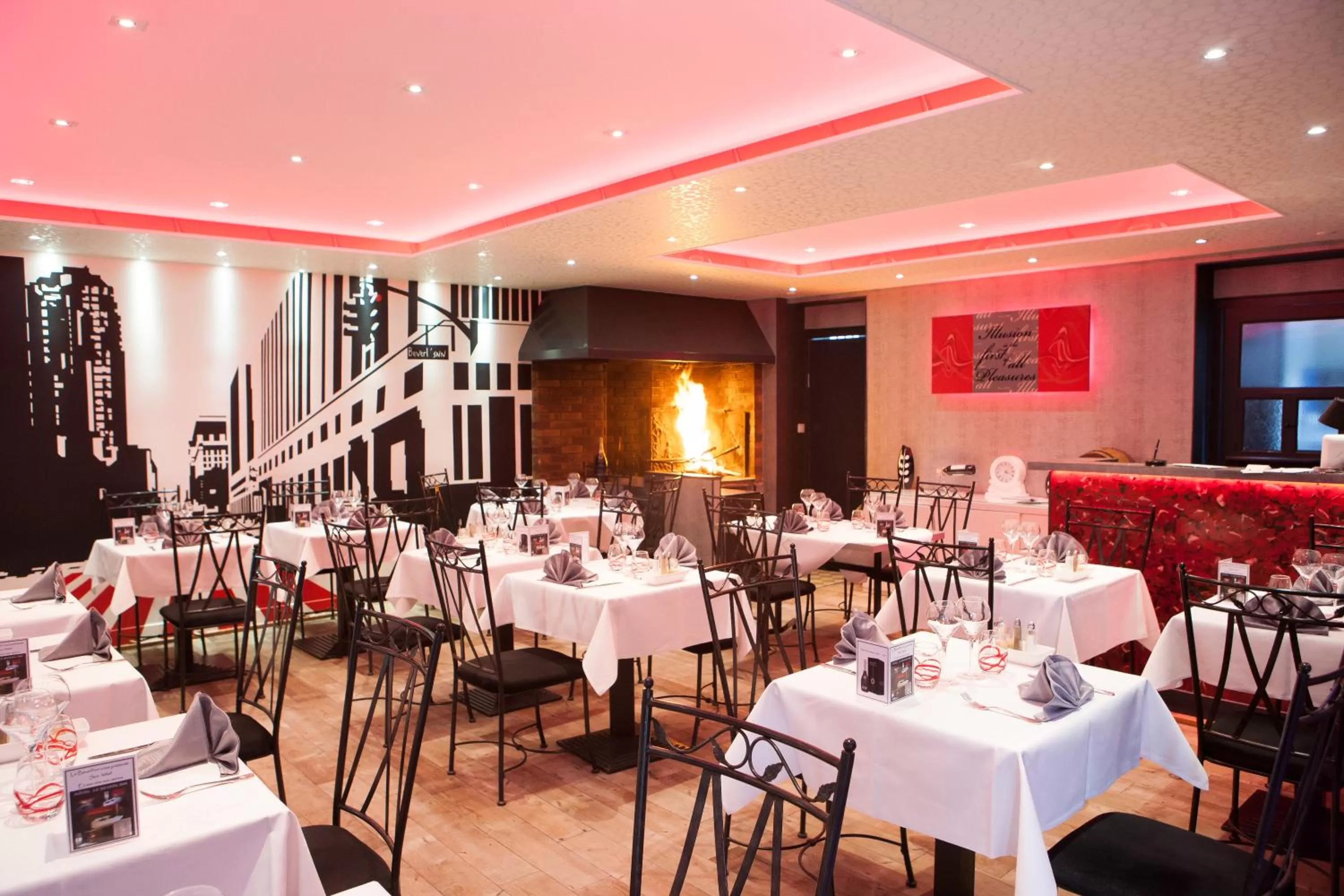 Restaurant/places to eat in Le Beverl'inn