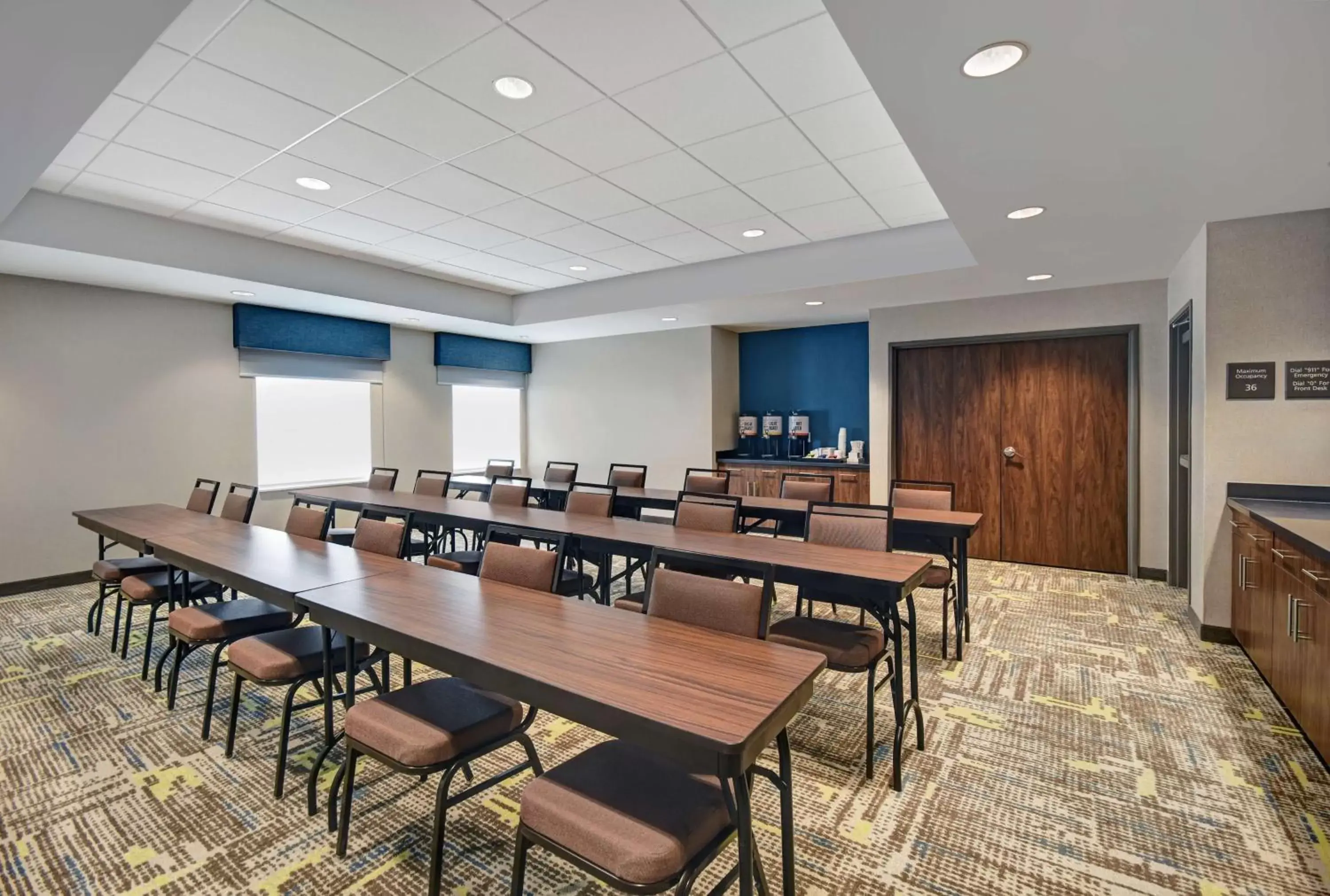 Meeting/conference room in Hampton Inn Cave City, KY