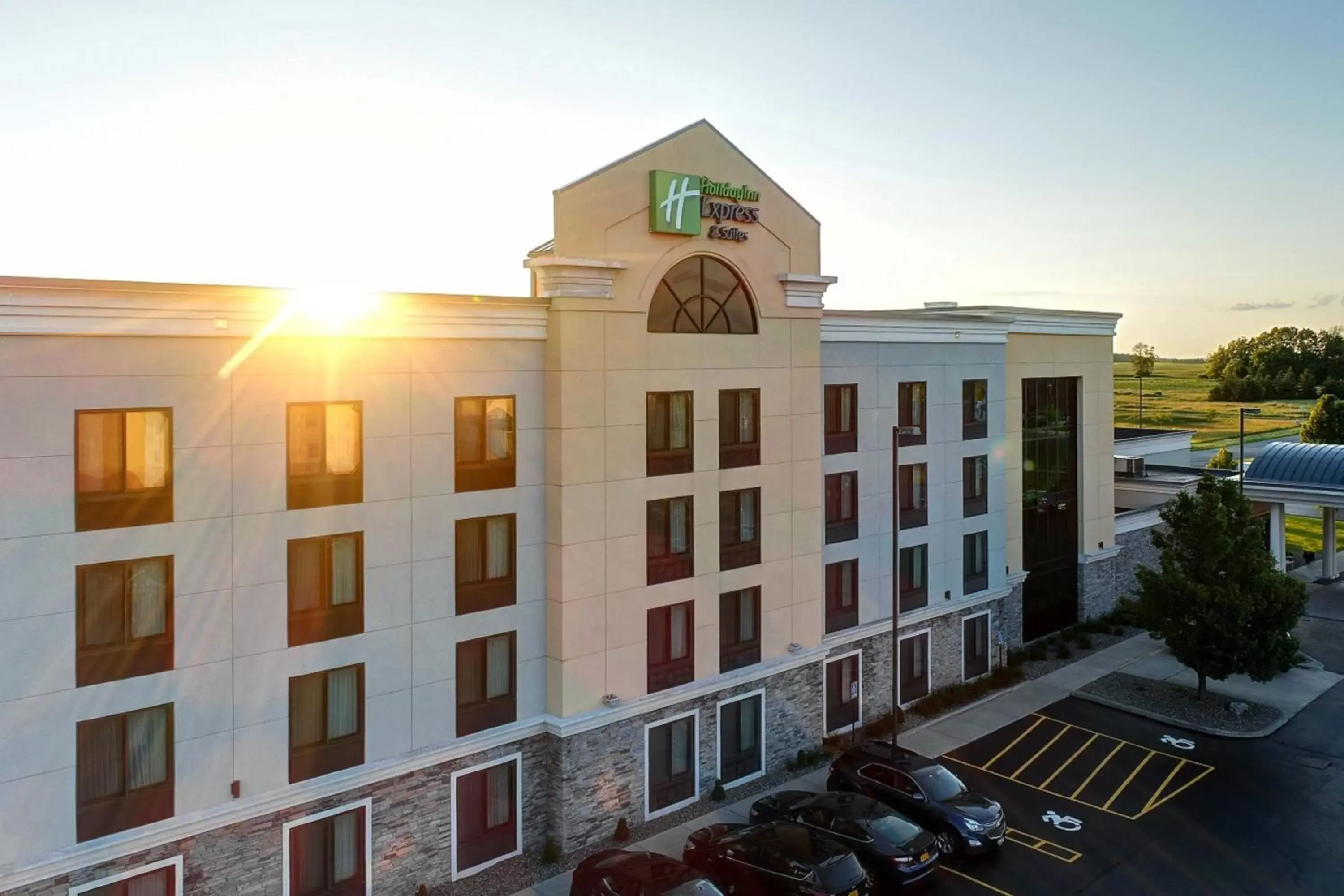 Property Building in Holiday Inn Express and Suites Batavia, an IHG Hotel