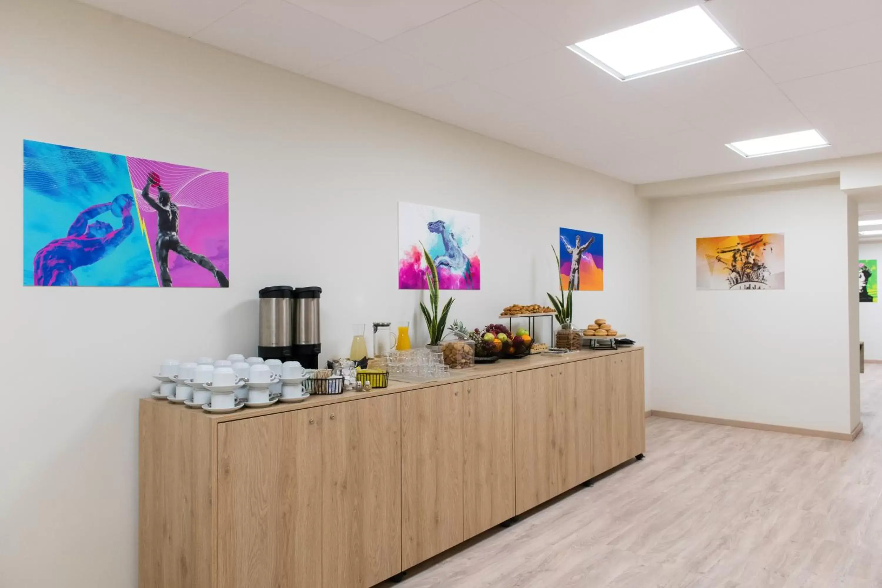 Food and drinks, Coffee/Tea Facilities in ibis Styles Athens Routes