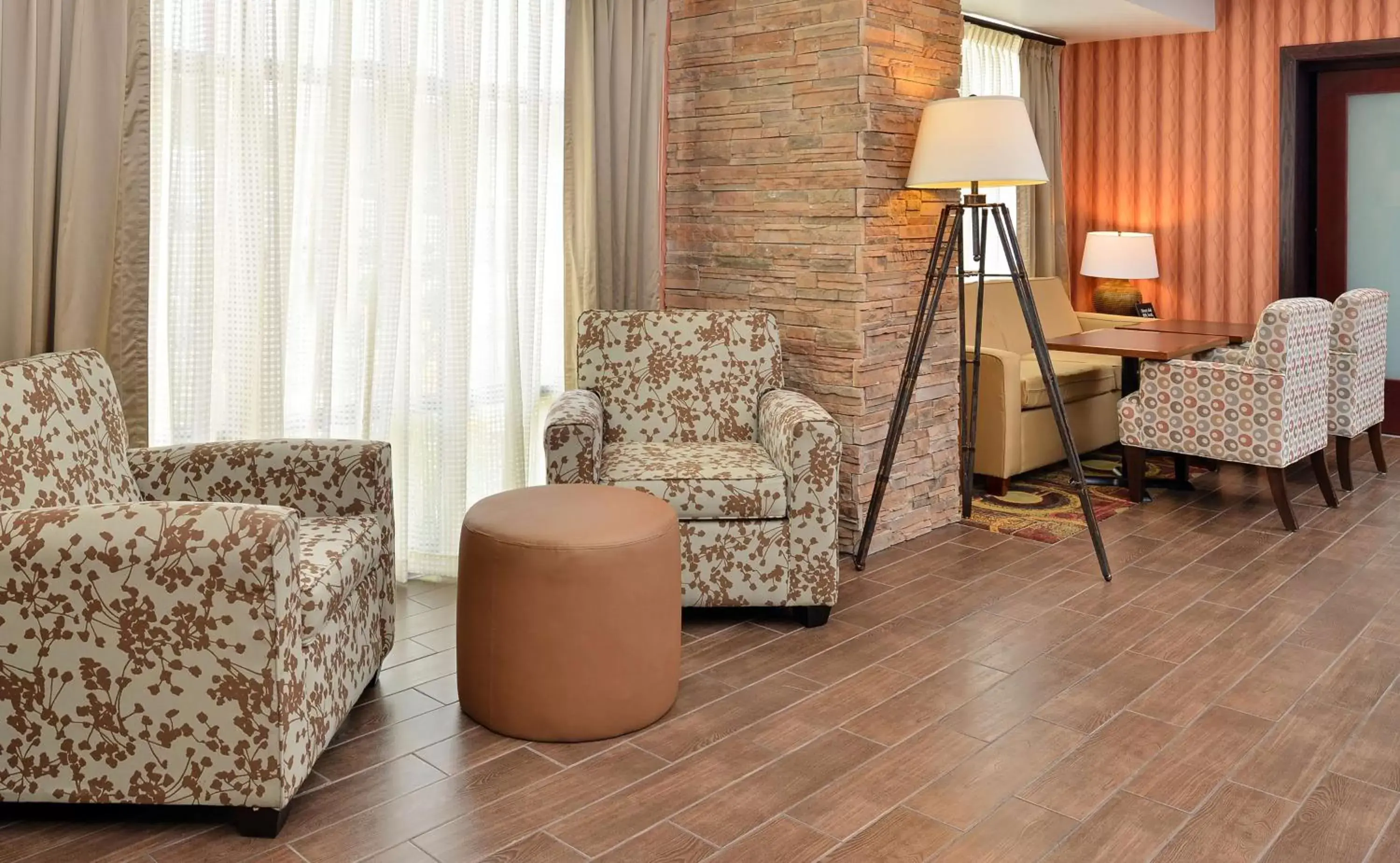 Lobby or reception, Seating Area in Hampton Inn Ottumwa