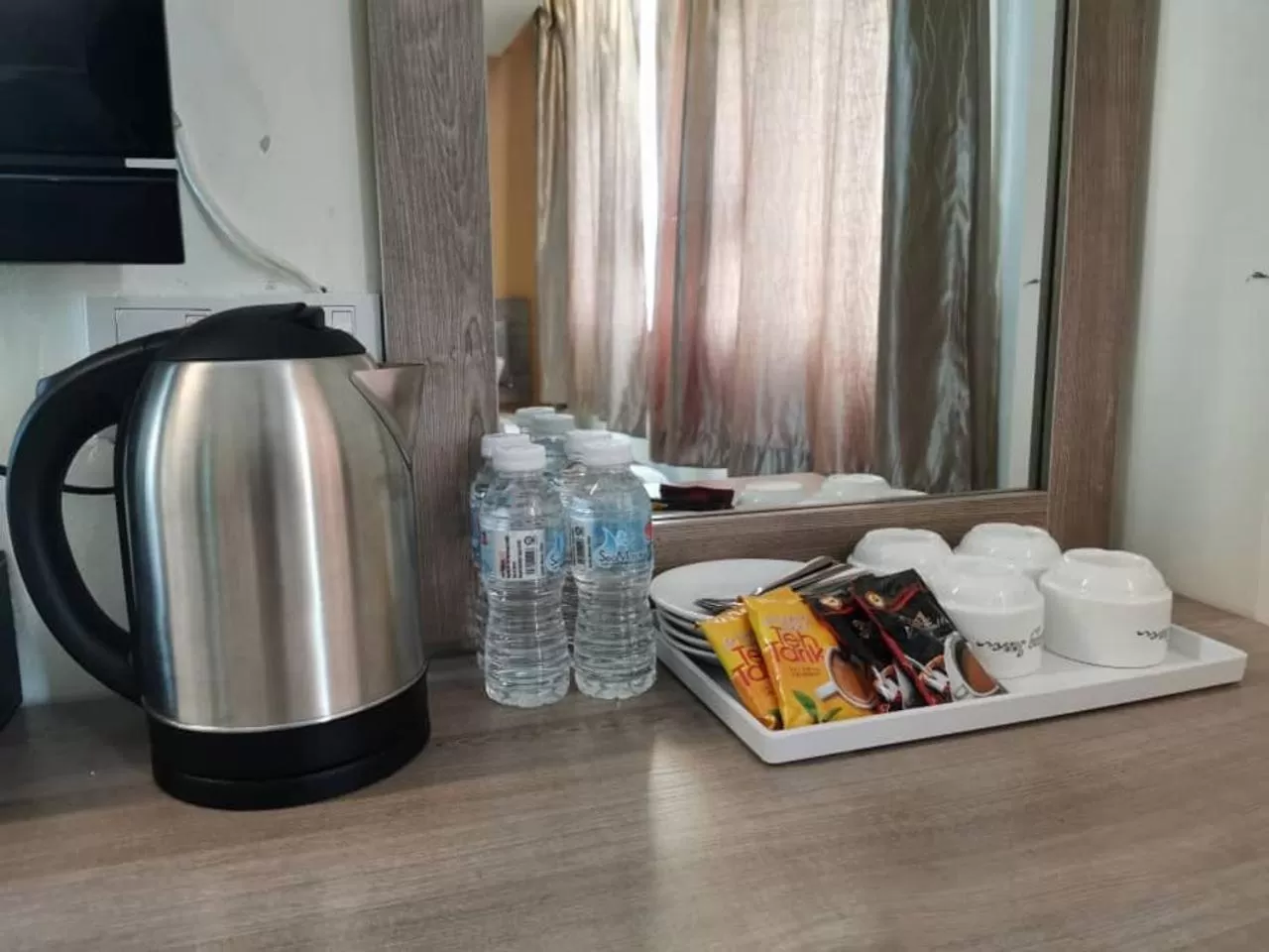 Coffee/tea facilities in Melang Inn
