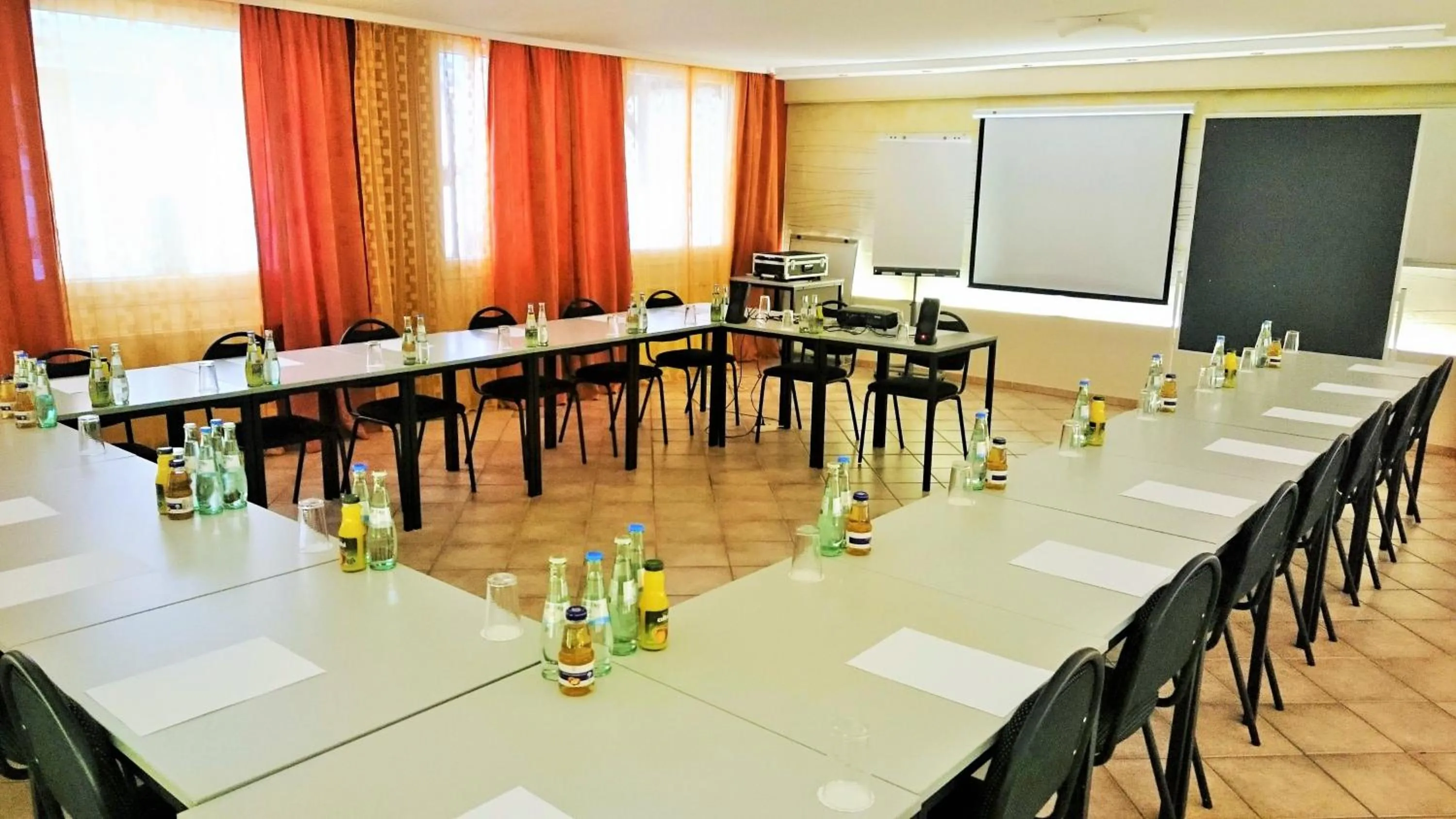 Meeting/conference room in Hotel Petersburg Superior