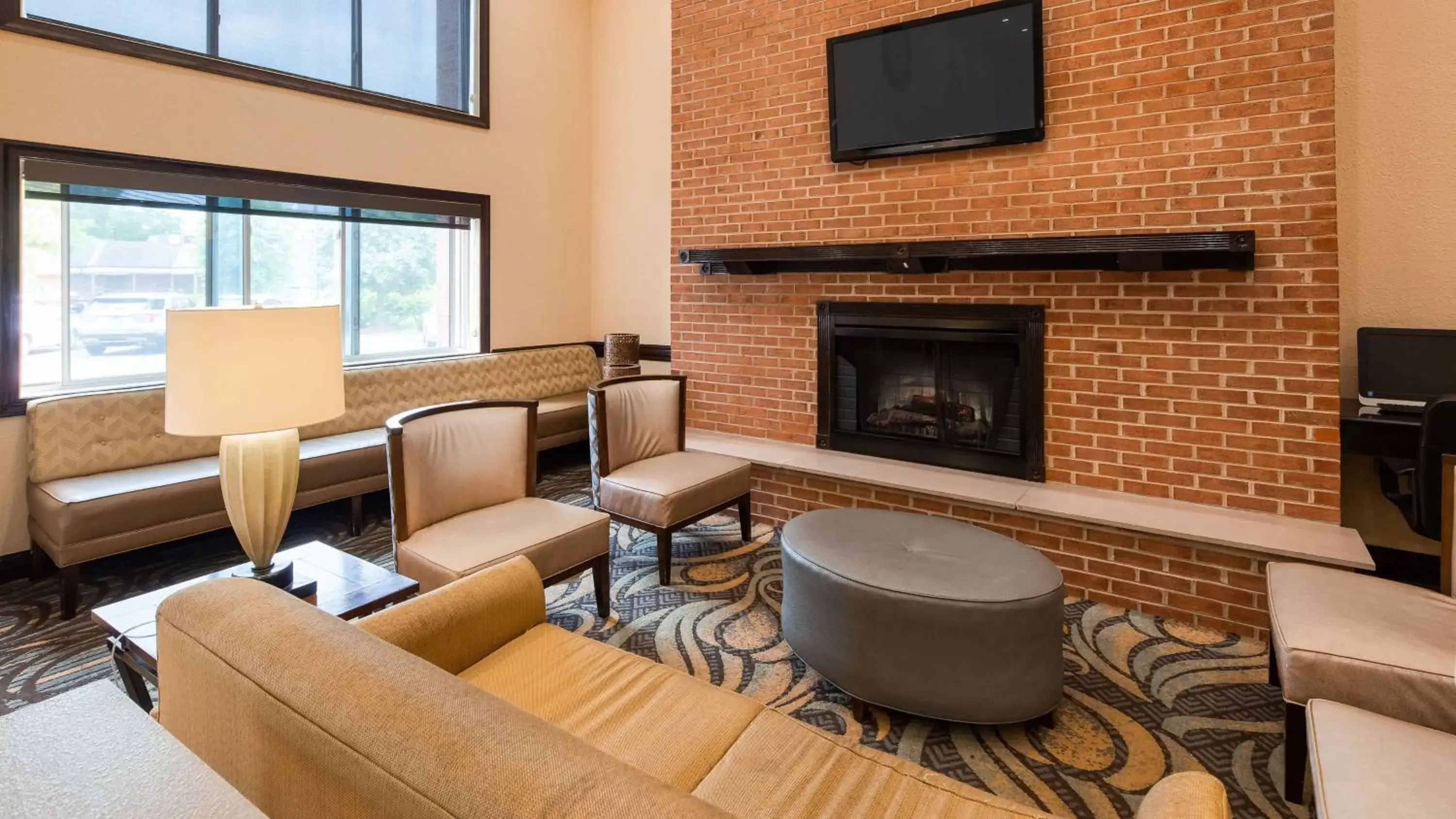 Lobby or reception, Seating Area in Best Western Plus Newark/Christiana Inn