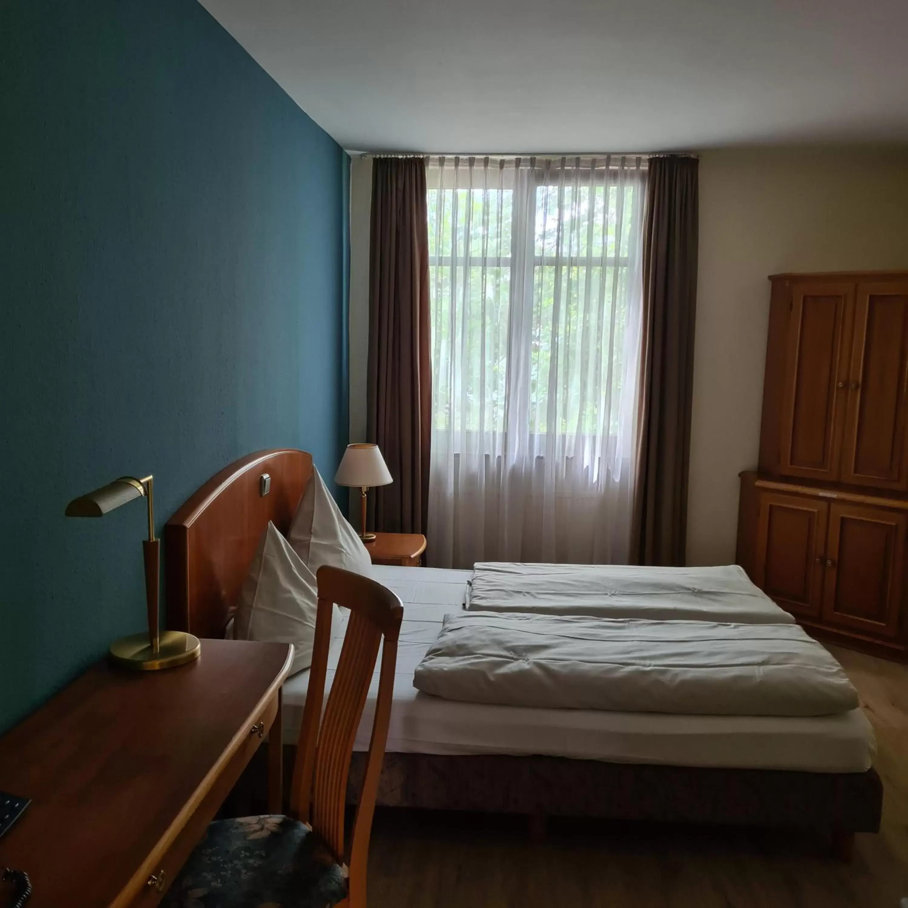 Bedroom, Bed in Trip Inn Bristol Hotel Mainz