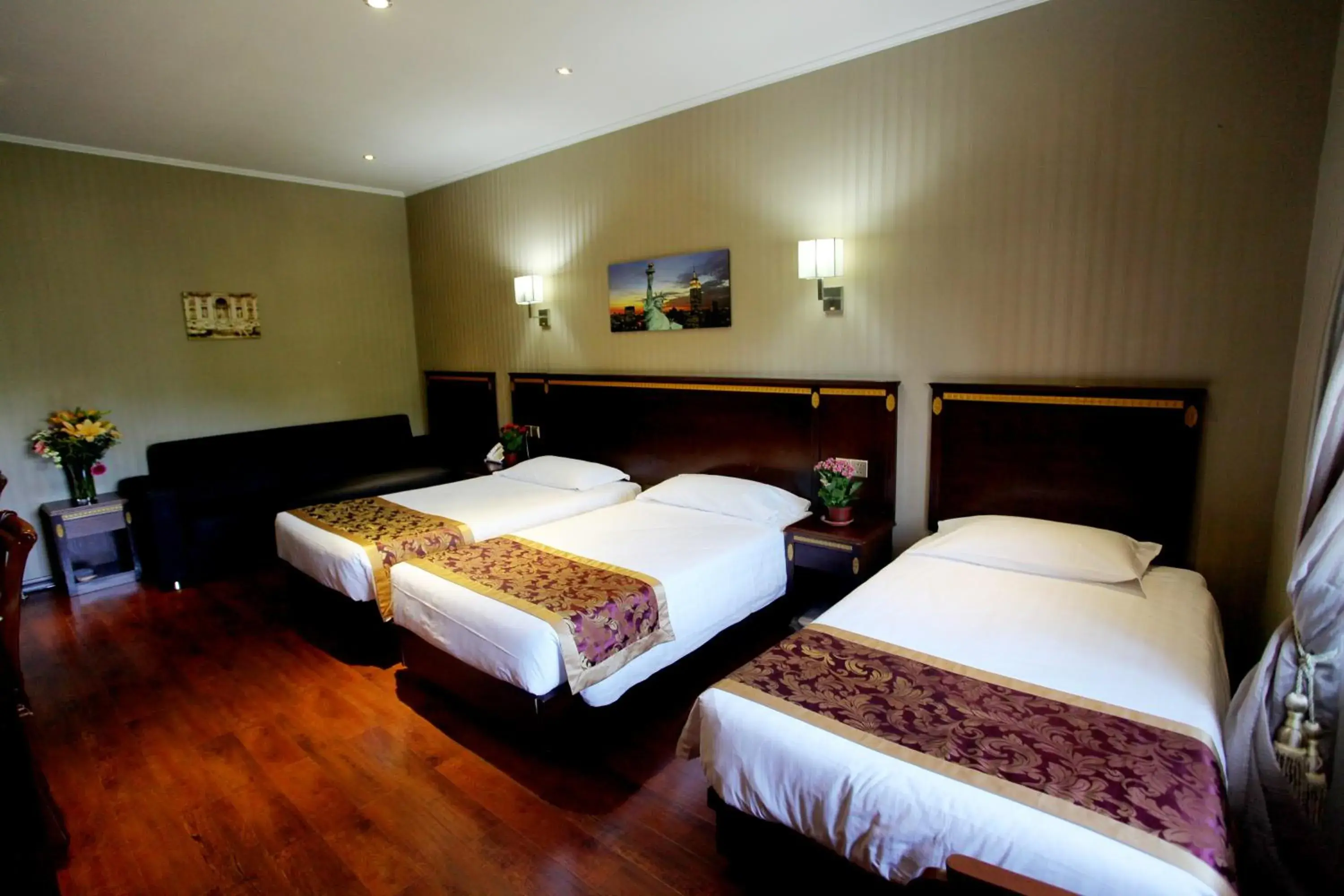 Bedroom, Bed in Hotel Rome Love