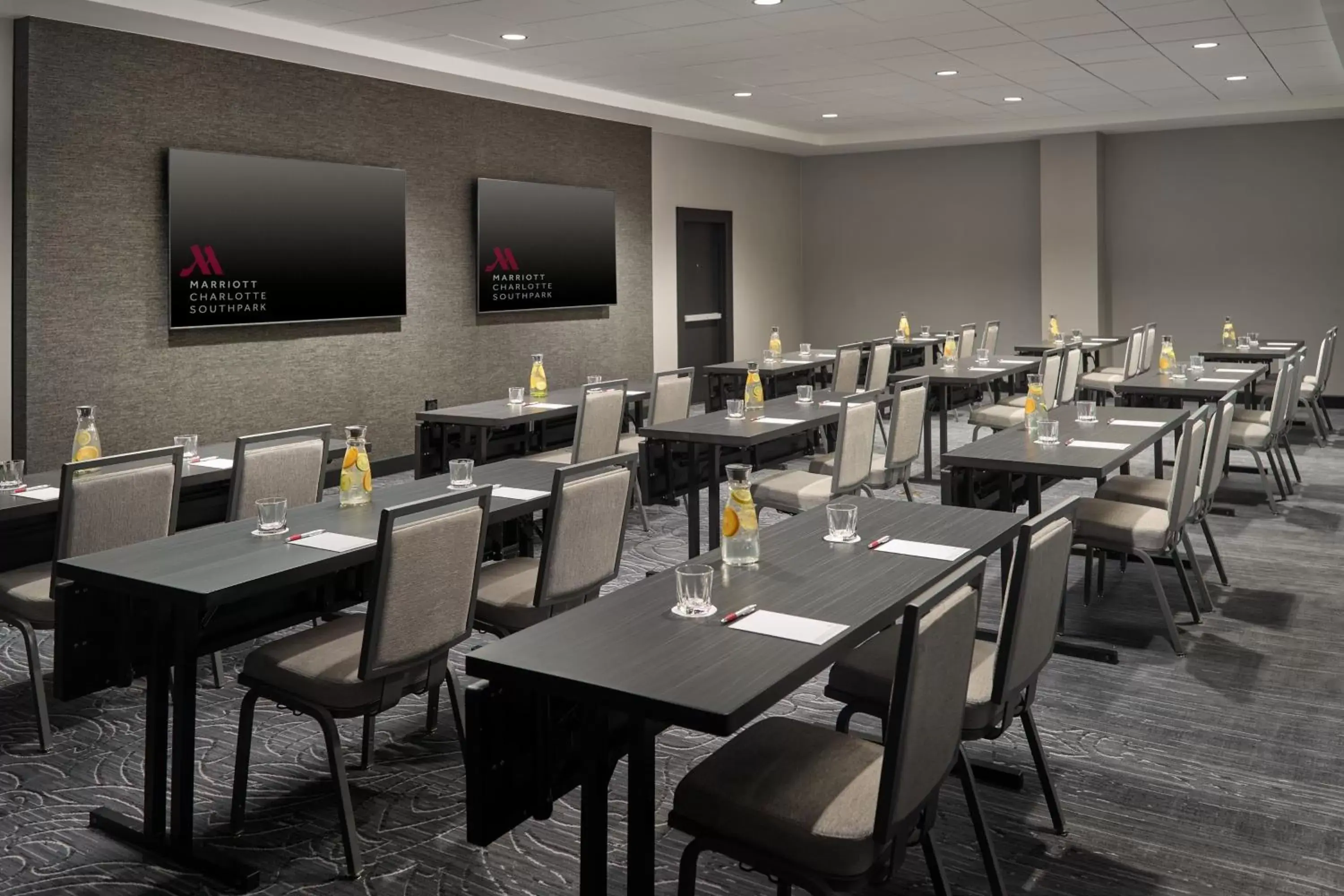 Meeting/conference room, Restaurant/Places to Eat in Charlotte Marriott SouthPark