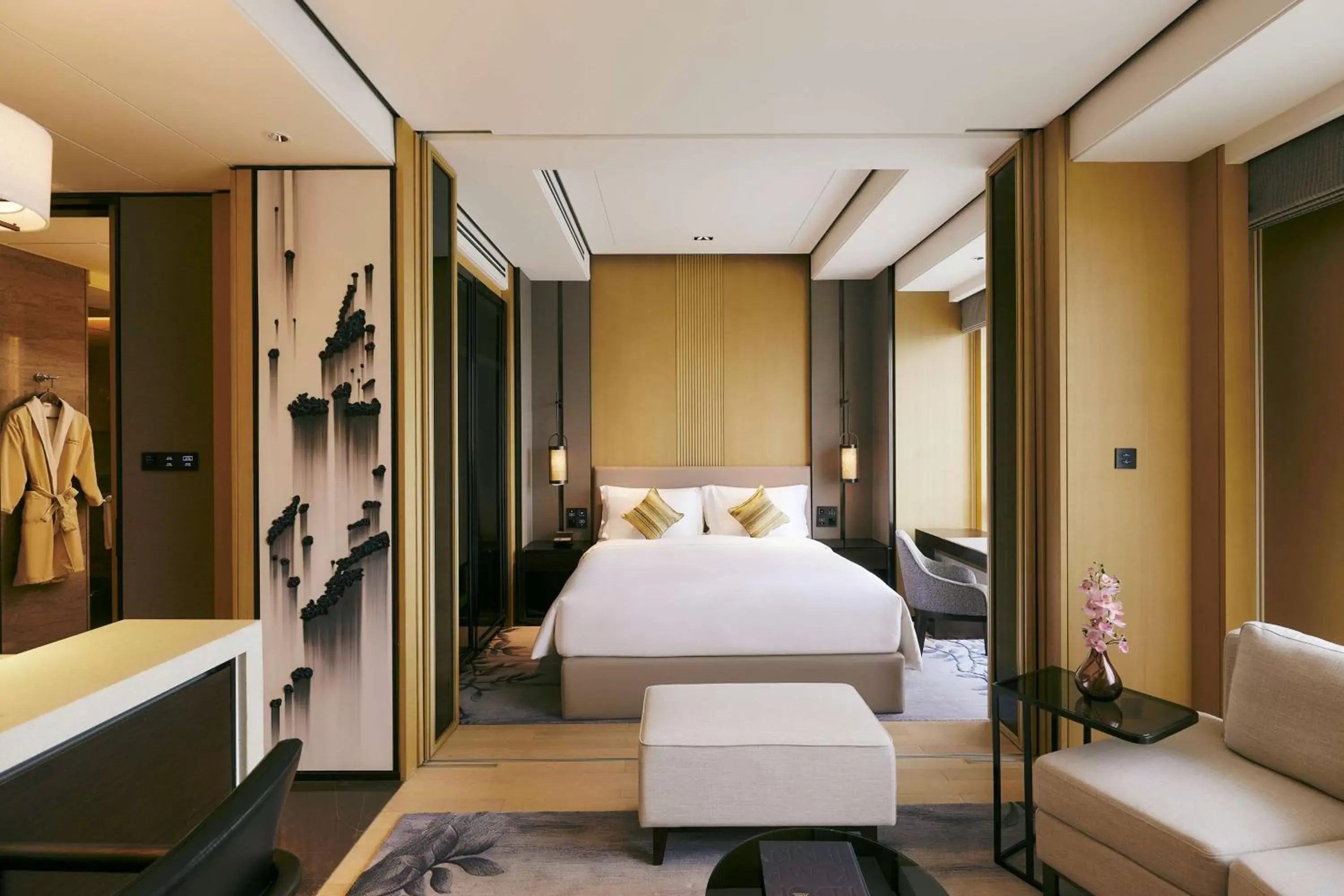 Bedroom, Bed in Kempinski Residences Guangzhou