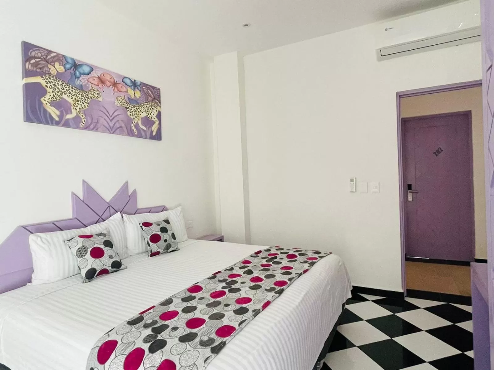 Bedroom, Bed in WINDAY HOTEL - Cerca 5a Avenida