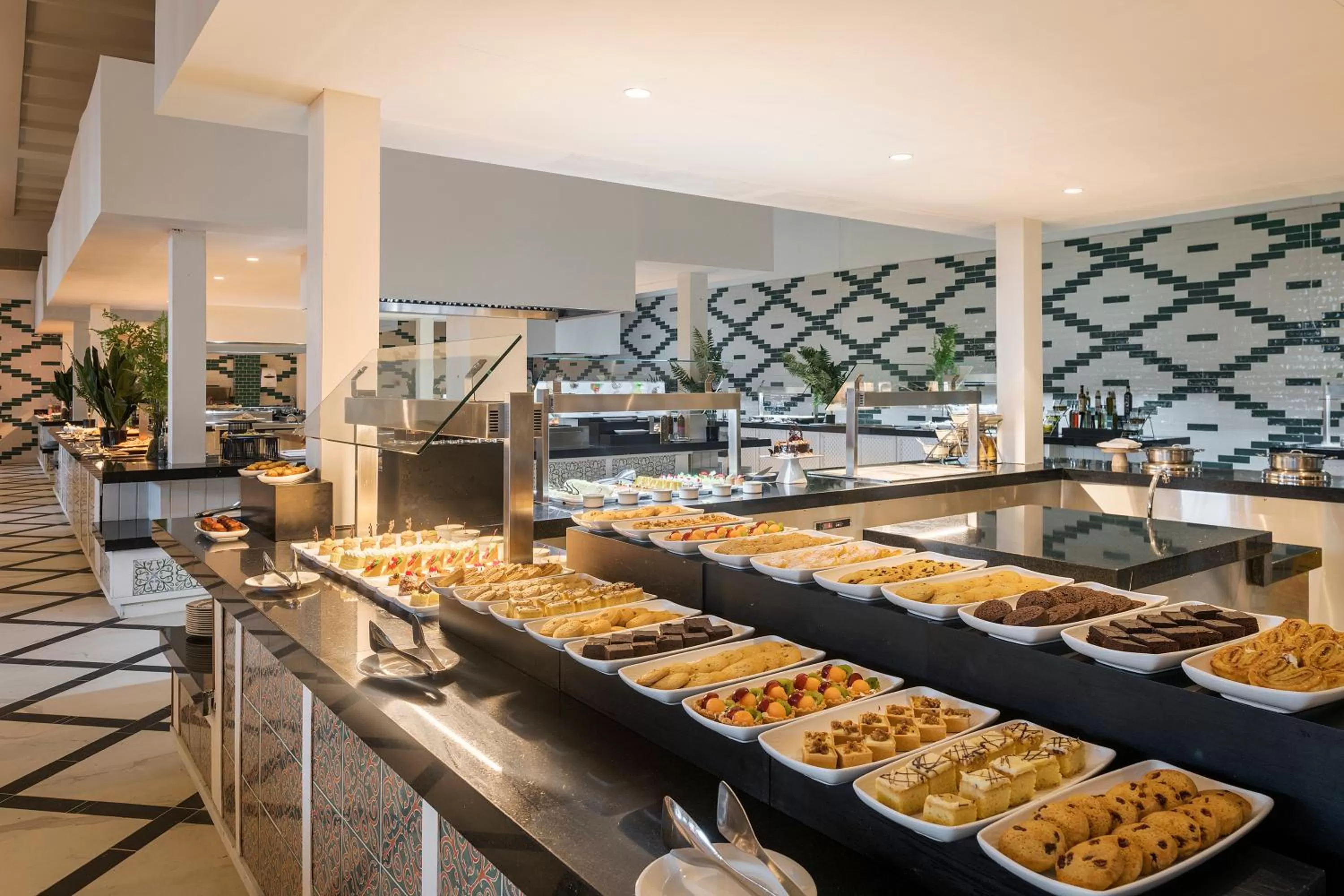 Restaurant/places to eat in Ocean Coral Spring Resort - All Inclusive