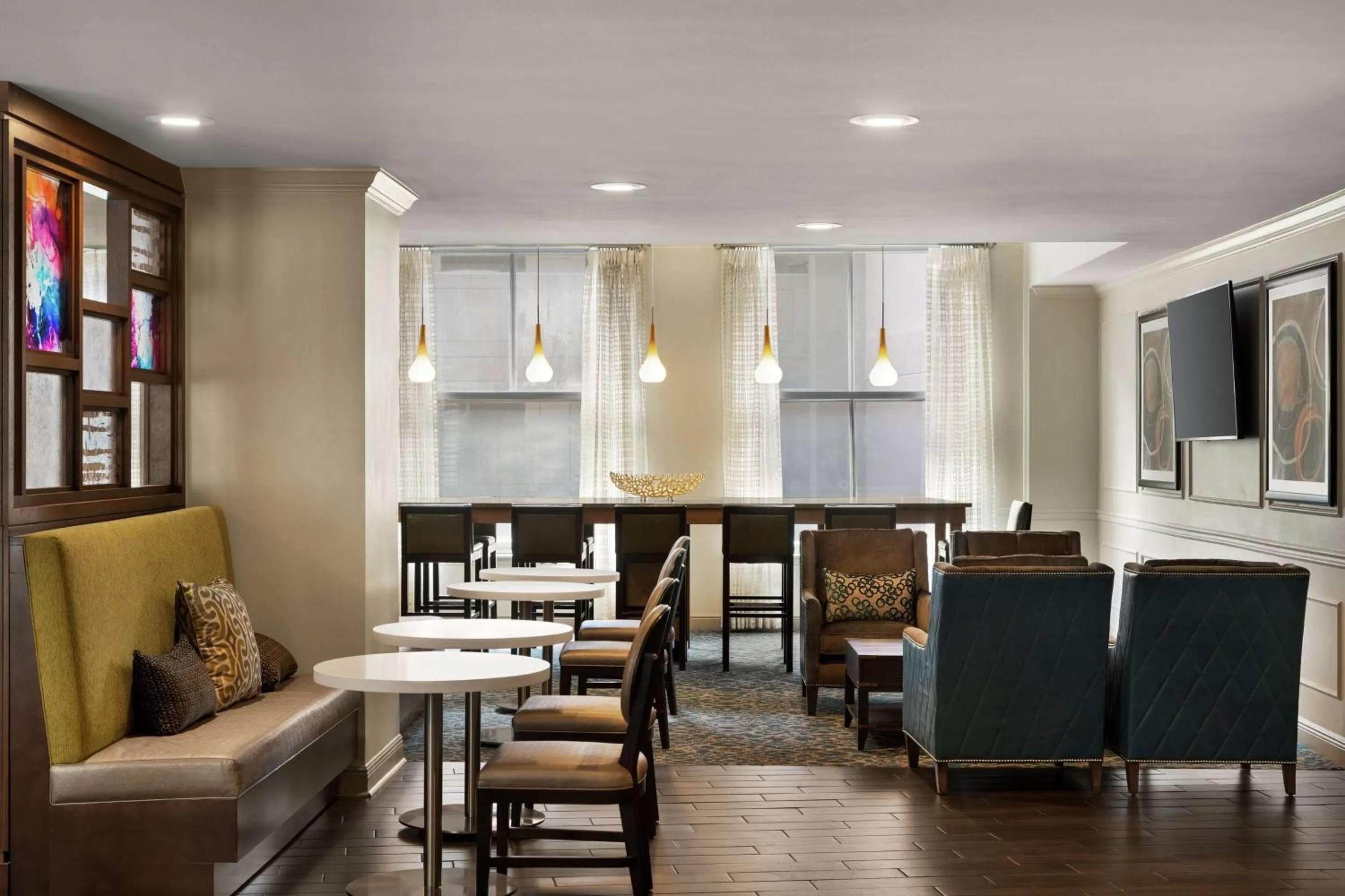 Breakfast in Hampton Inn Downtown / French Quarter Area