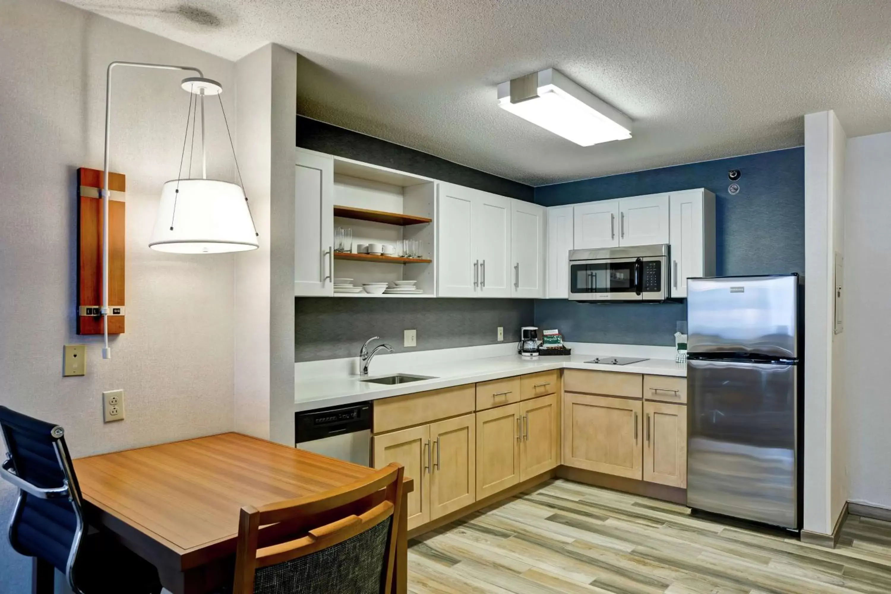 Kitchen or kitchenette, Kitchen/Kitchenette in Homewood Suites by Hilton Chicago Downtown