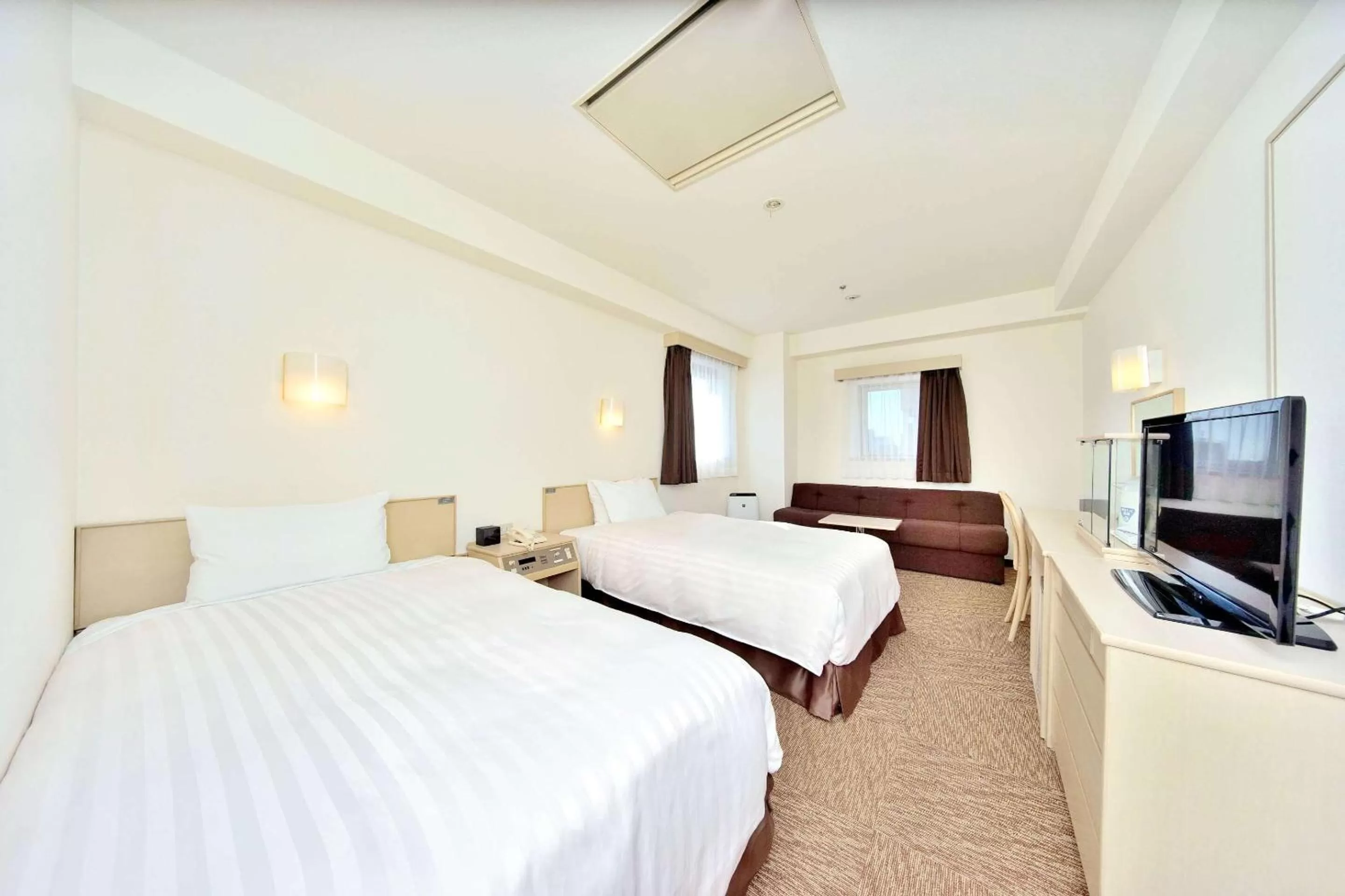 Bedroom, Bed in Best Western Osaka Tsukamoto