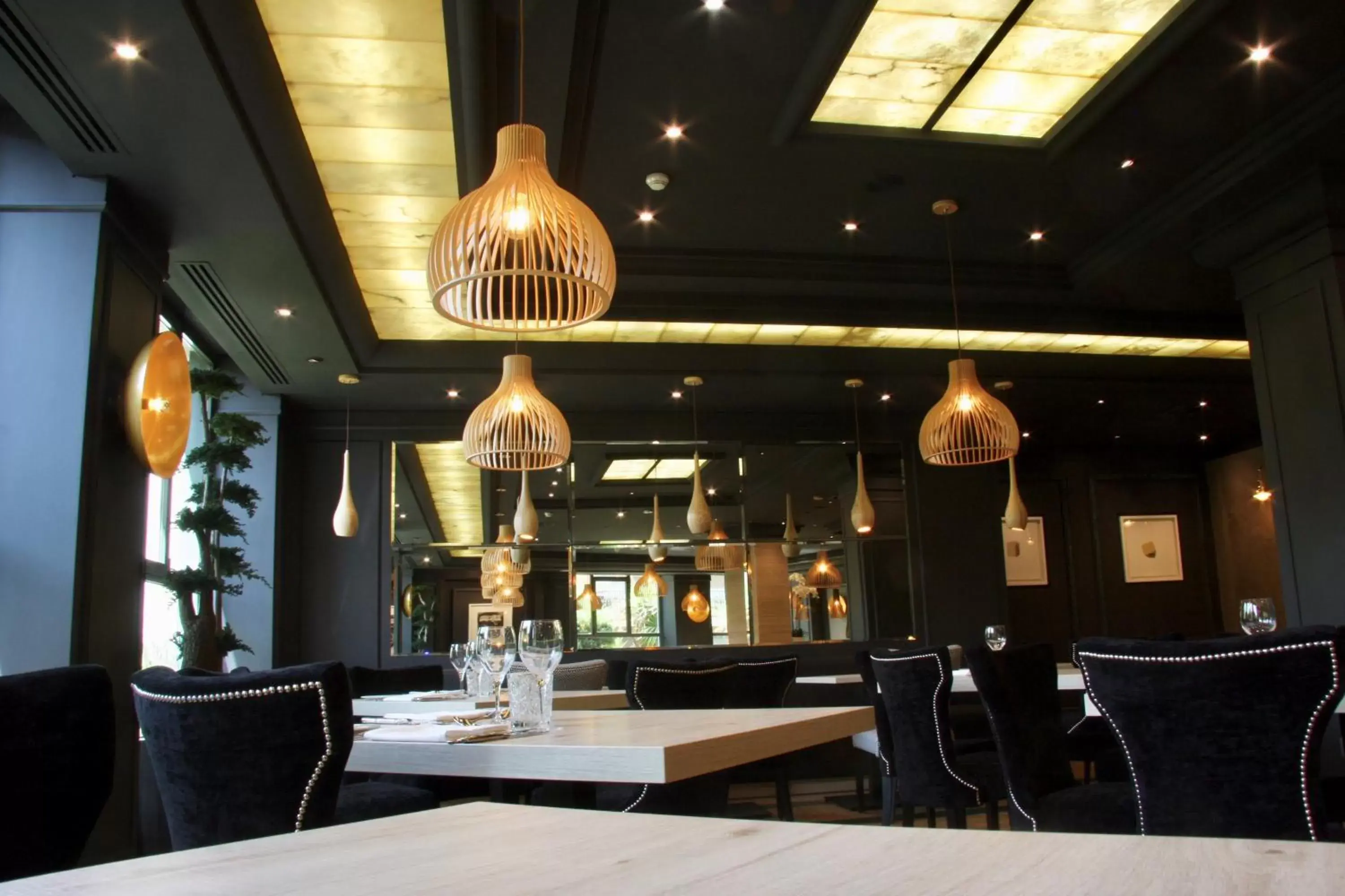 Restaurant/places to eat in Hotel Olid Restaurant/places to eat in Hotel Olid