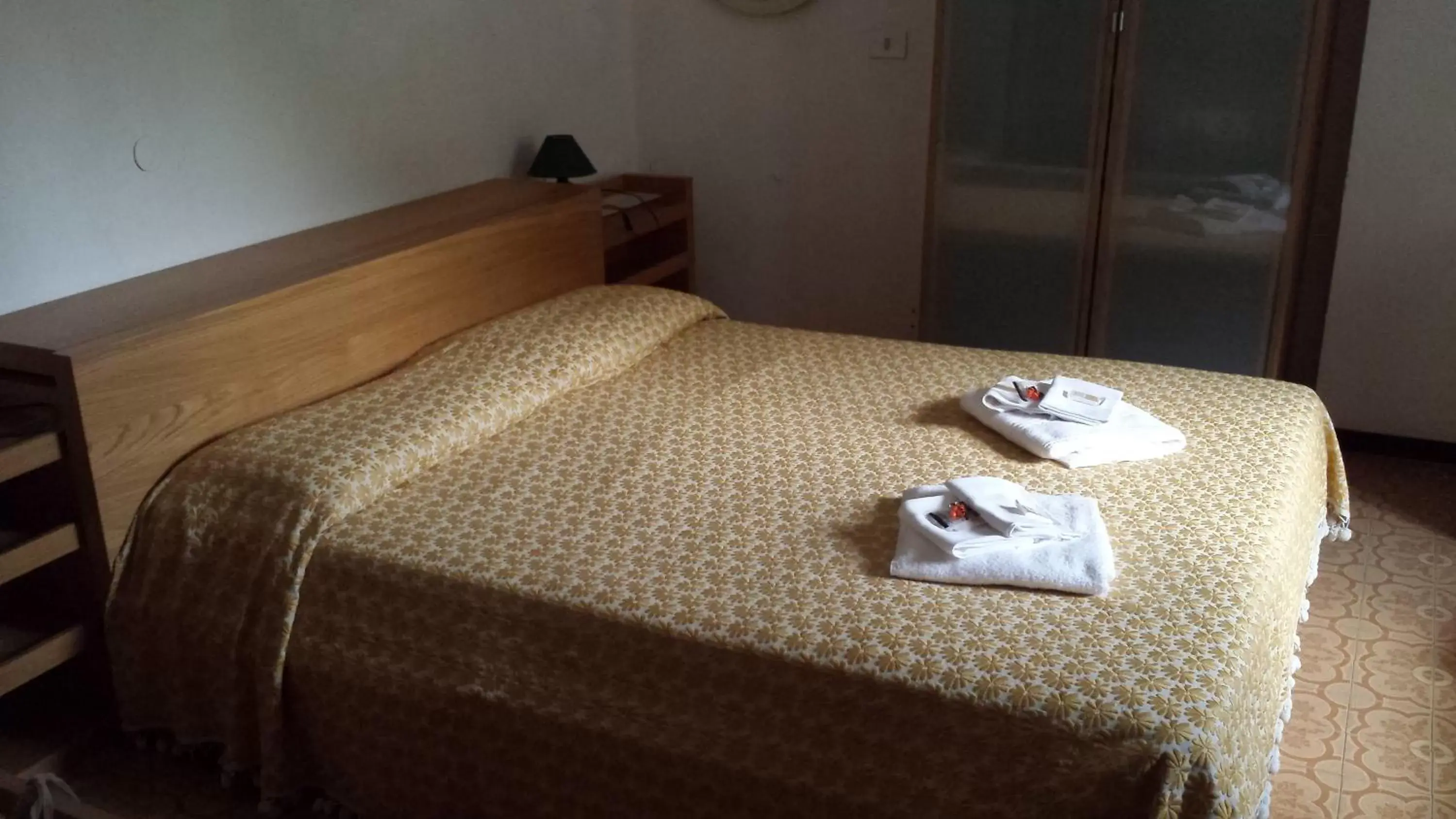 Bedroom, Bed in Nouveau Mirabeau