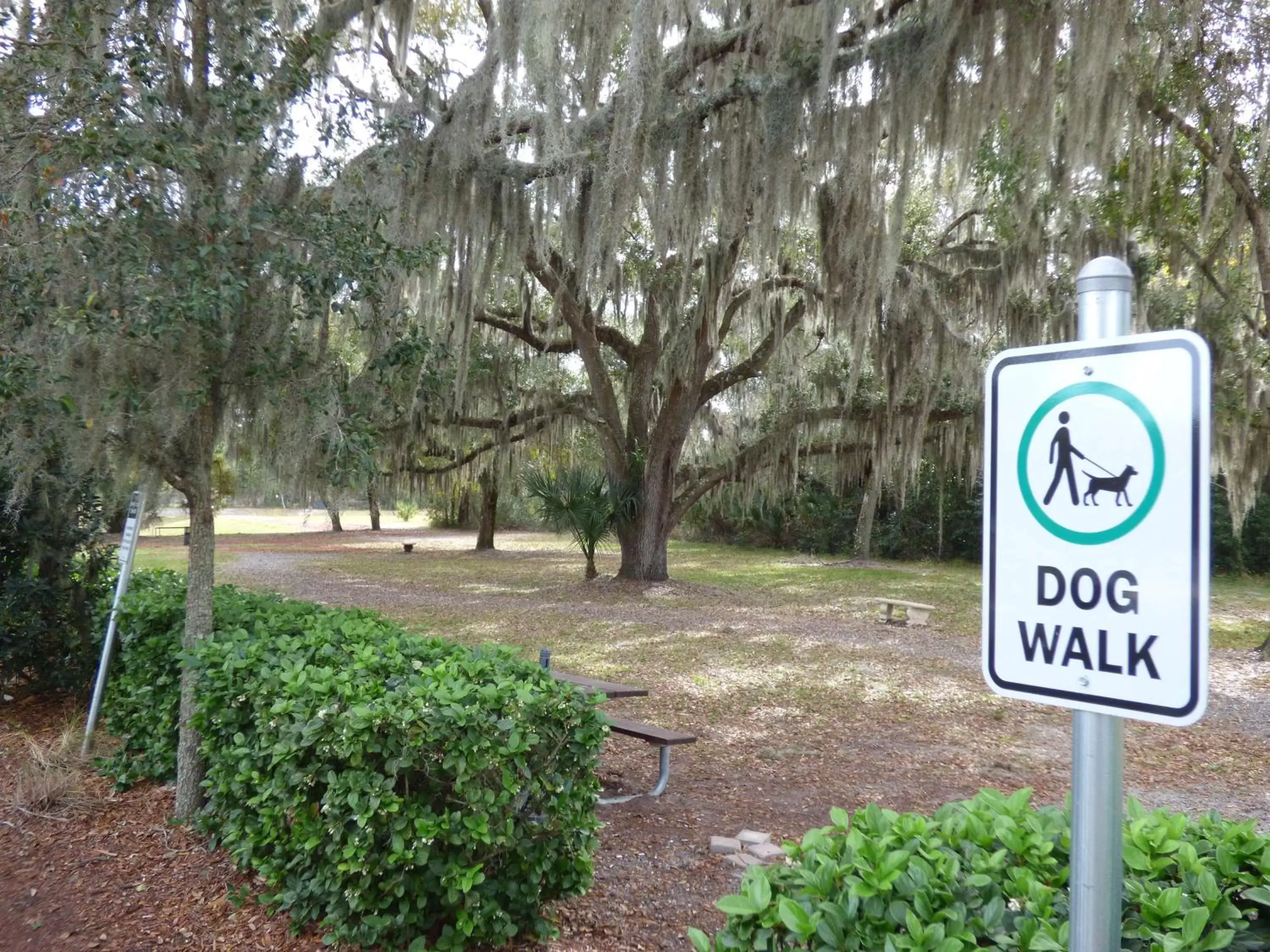 On site, Property Logo/Sign in Country Inn & Suites by Radisson, Port Orange-Daytona, FL