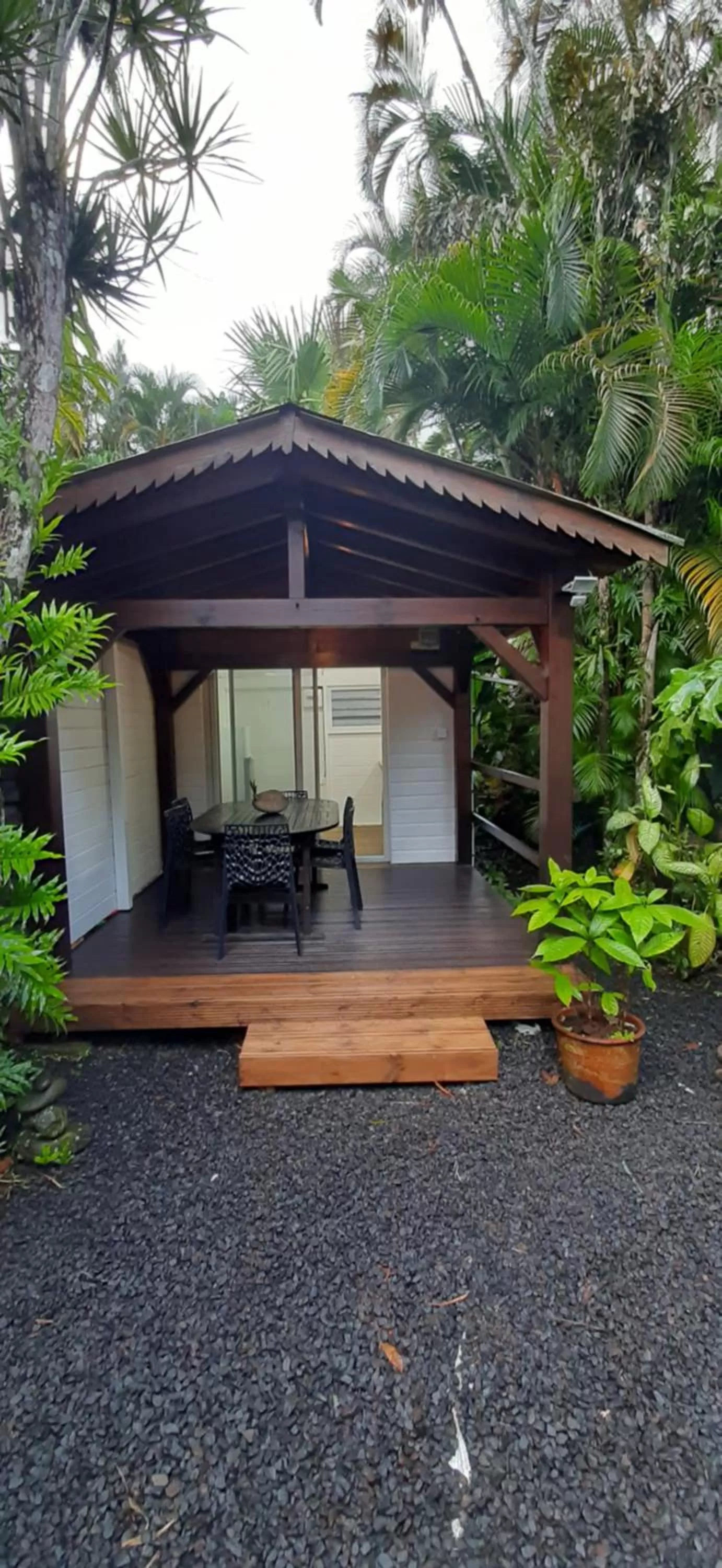 Patio in Les Gîtes de la Lézarde