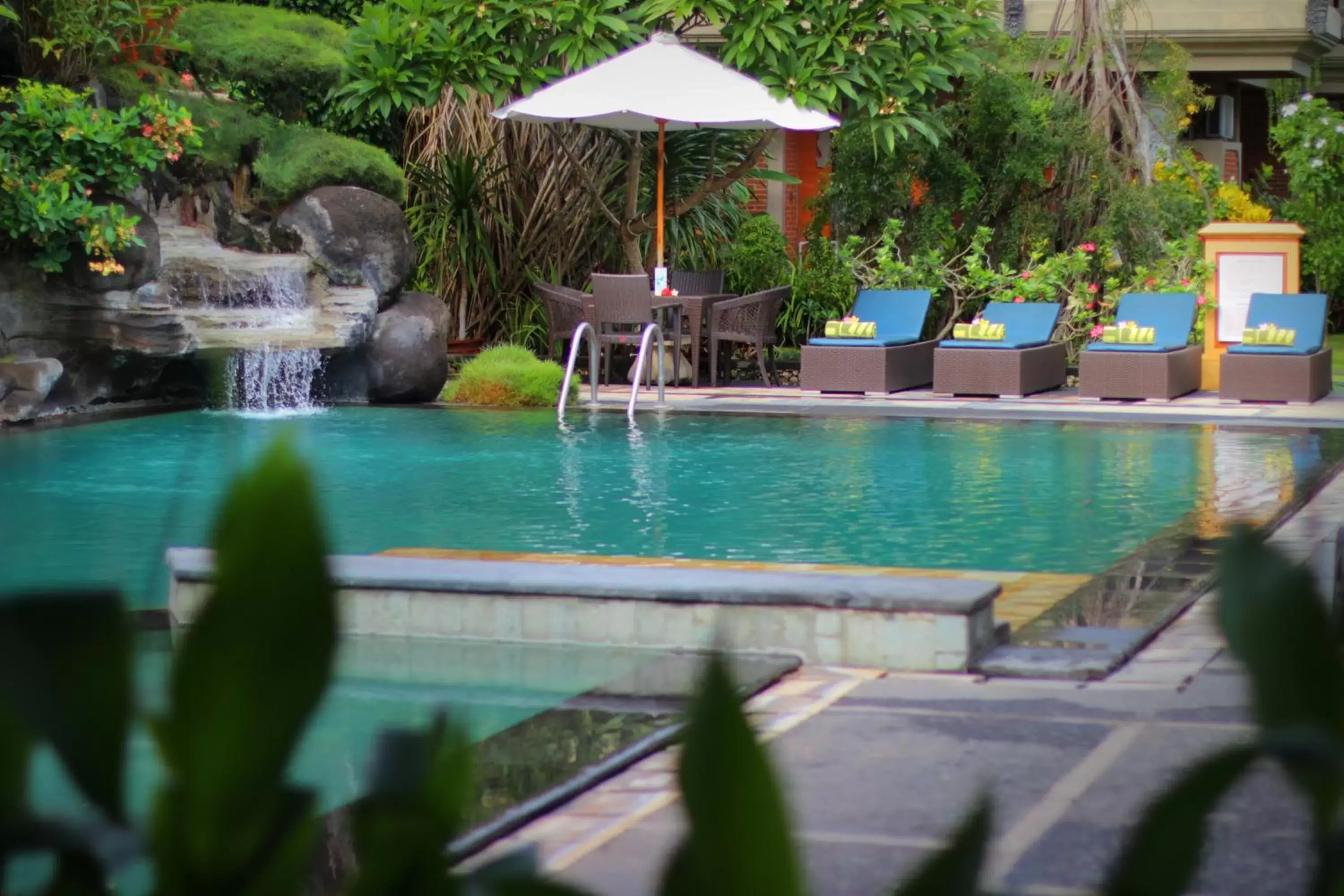 Swimming Pool in Adi Dharma Hotel Legian