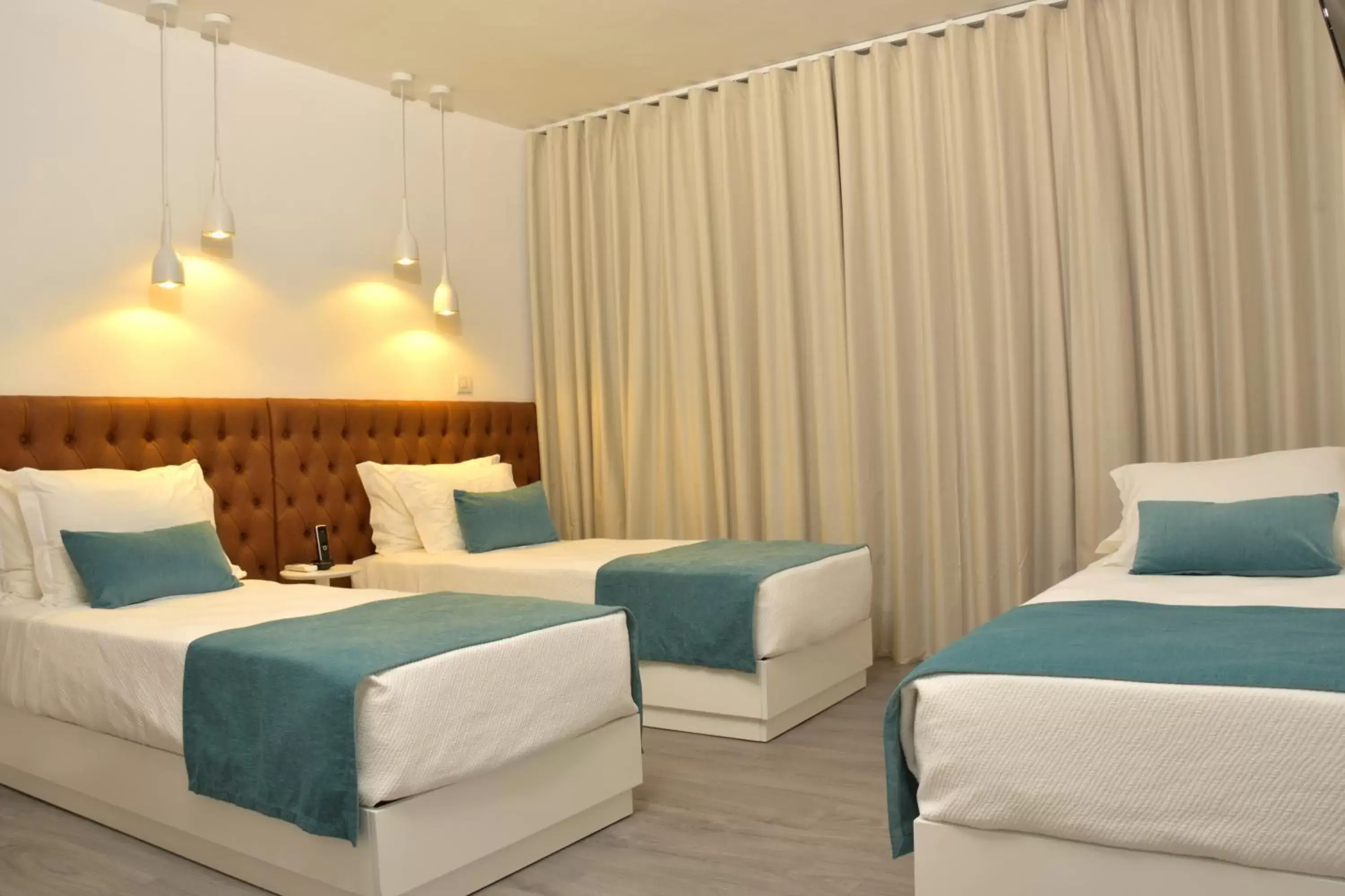 Bedroom, Bed in Hotel Sol Algarve by Kavia