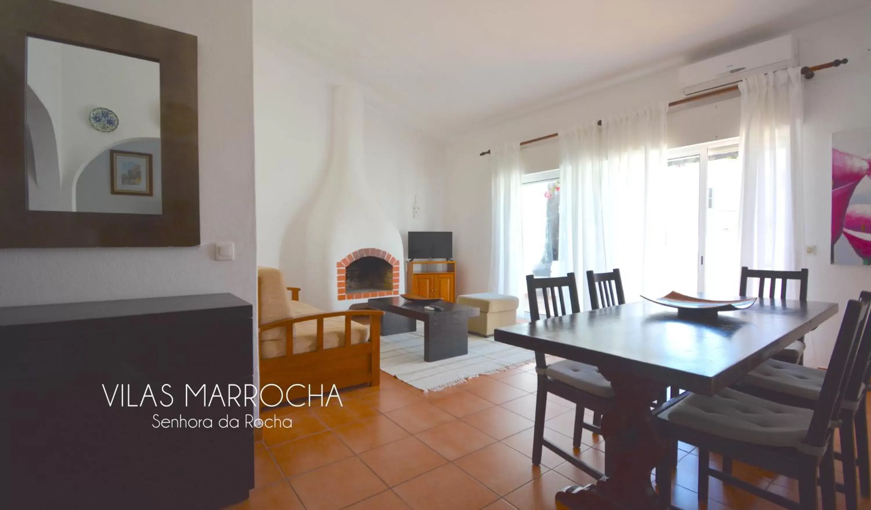 Living room, Dining Area in Vilas Marrocha