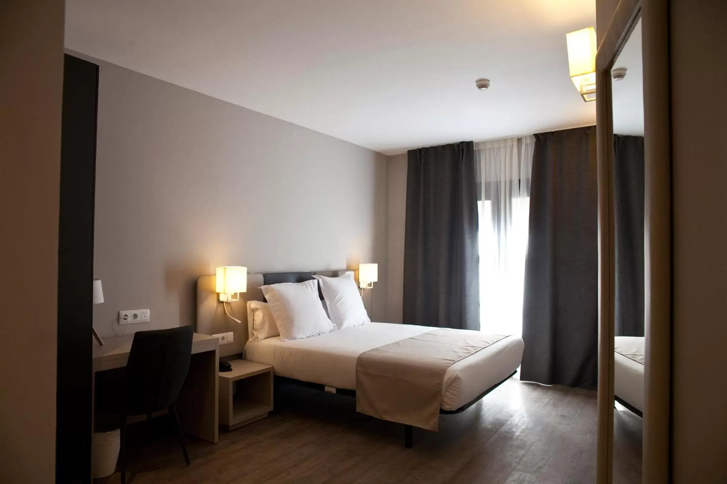 Bed in May Ramblas Hotel