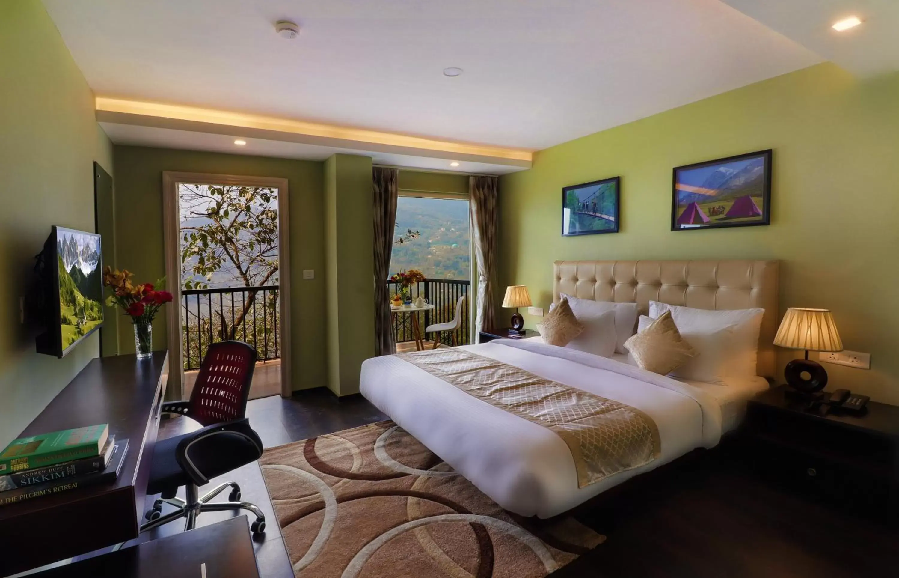 View (from property/room), Bed in Five Gangtok View (from property/room), Bed in Five Gangtok