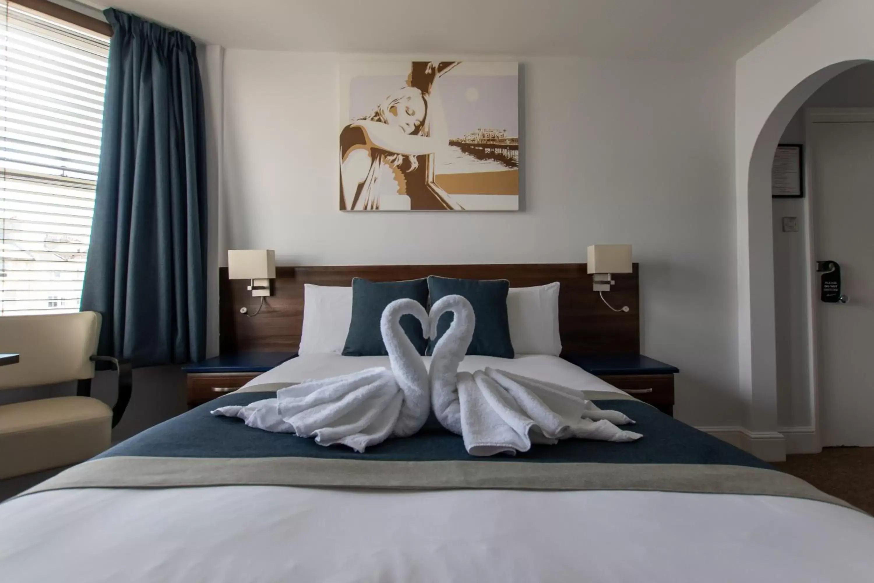 Decorative detail, Bed in New Steine Hotel - B&B