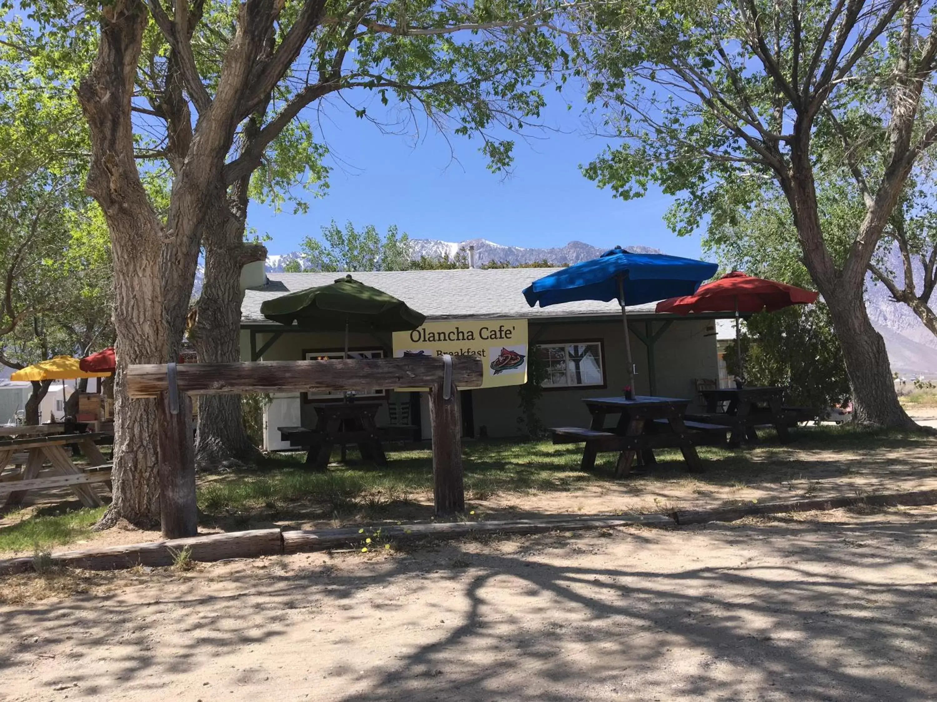 Patio, Patio/Outdoor Area in Olancha RV Park and Motel