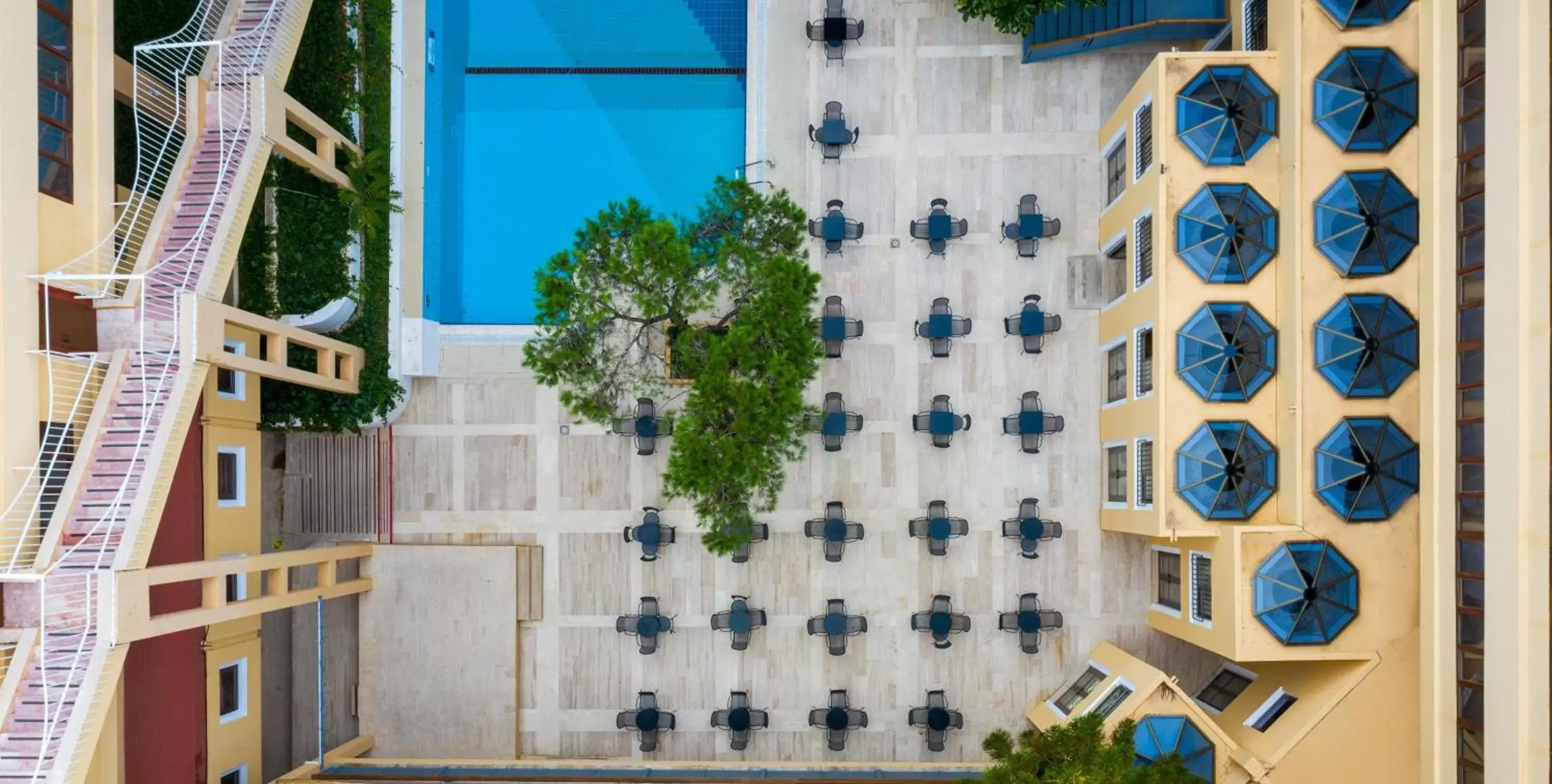 Swimming pool in Labranda Excelsior Hotel
