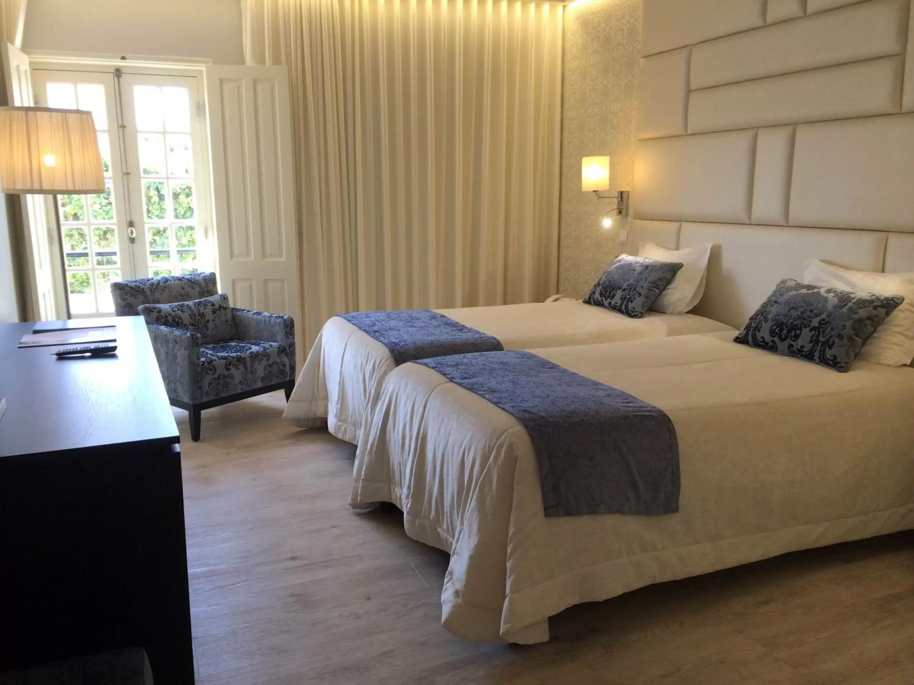 Bed in Josefa D`Obidos Hotel Bed in Josefa D`Obidos Hotel