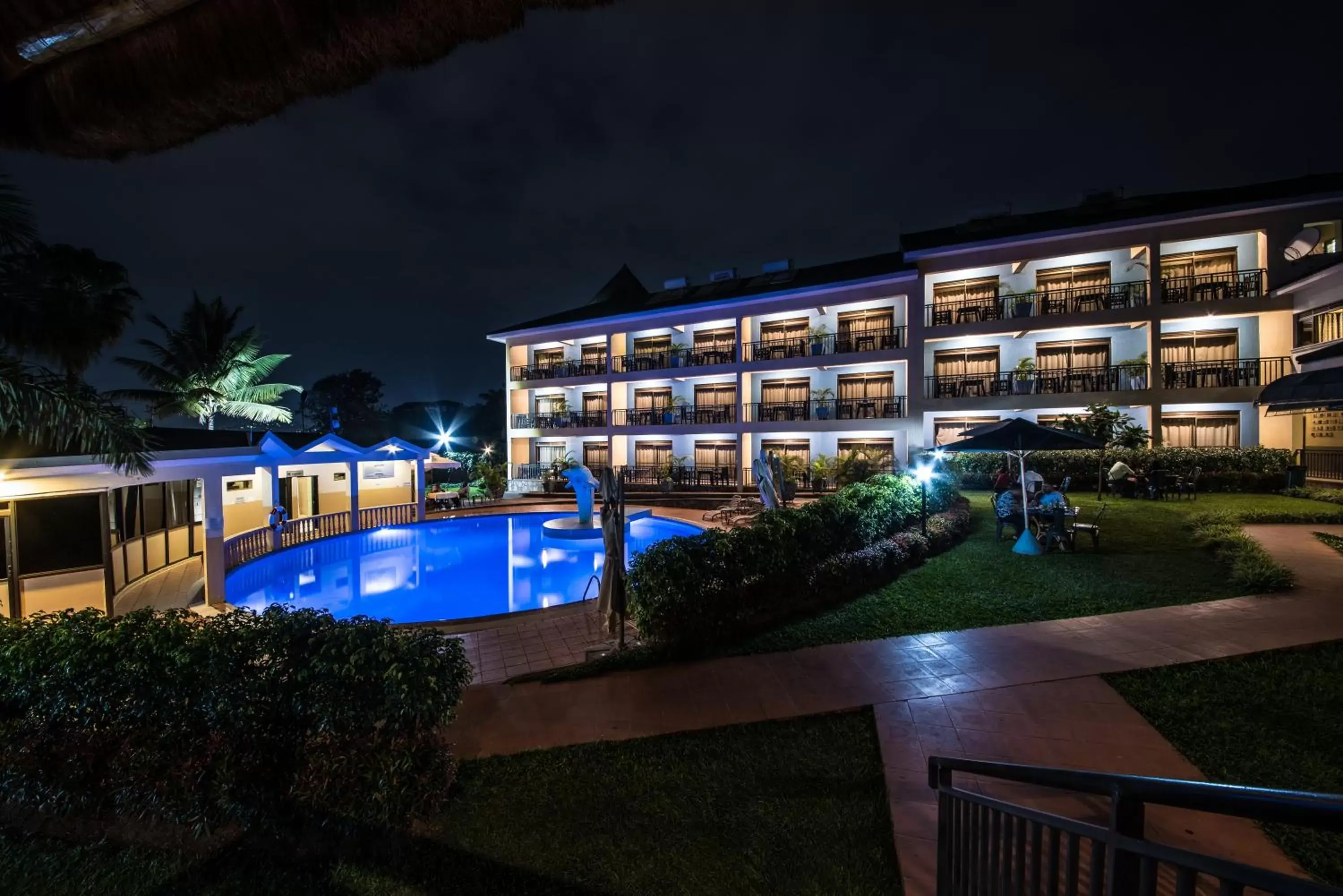 Pool view, Swimming Pool in Dolphin Suites