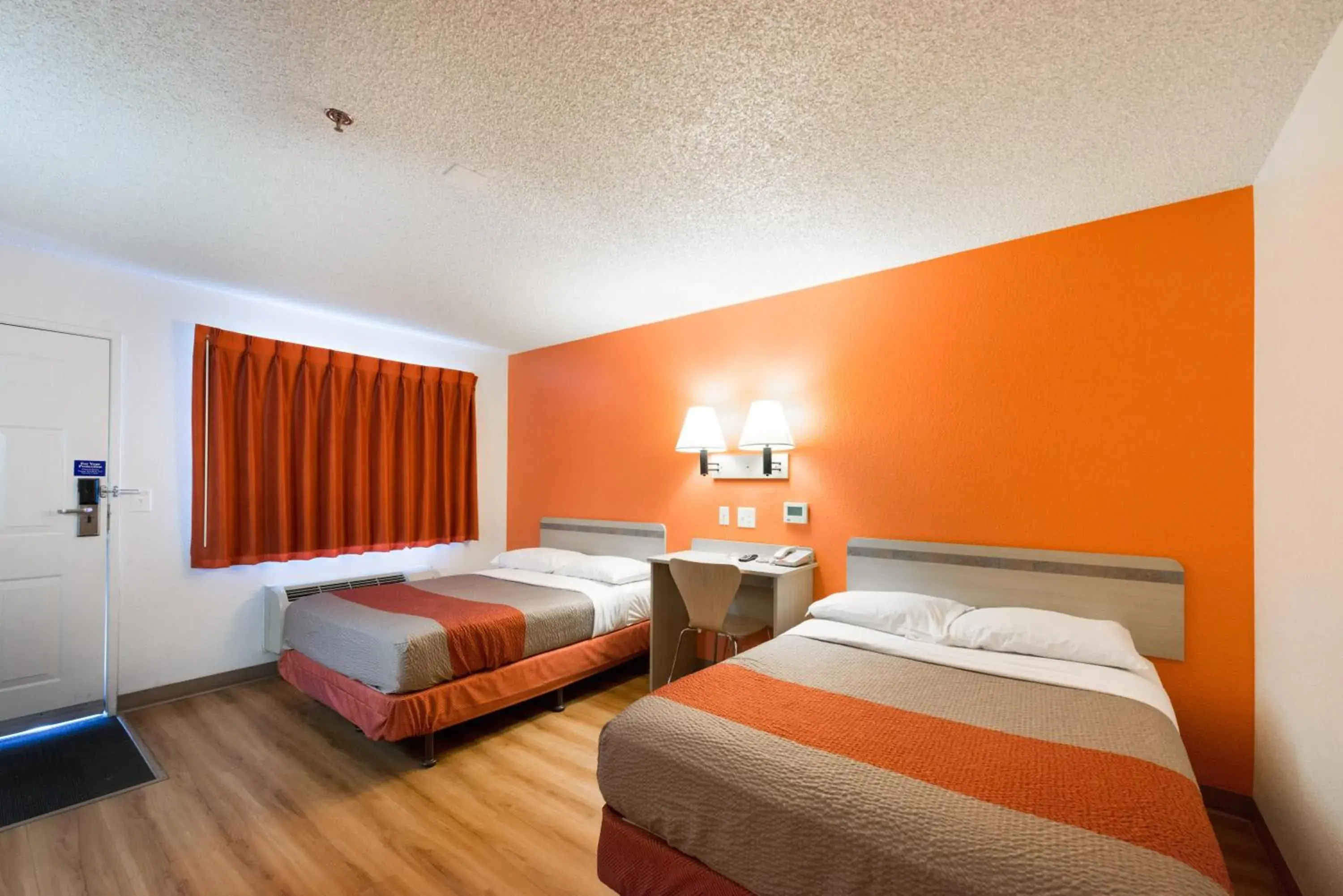 Bedroom, Bed in Motel 6-Sparks, NV - Airport - Sparks