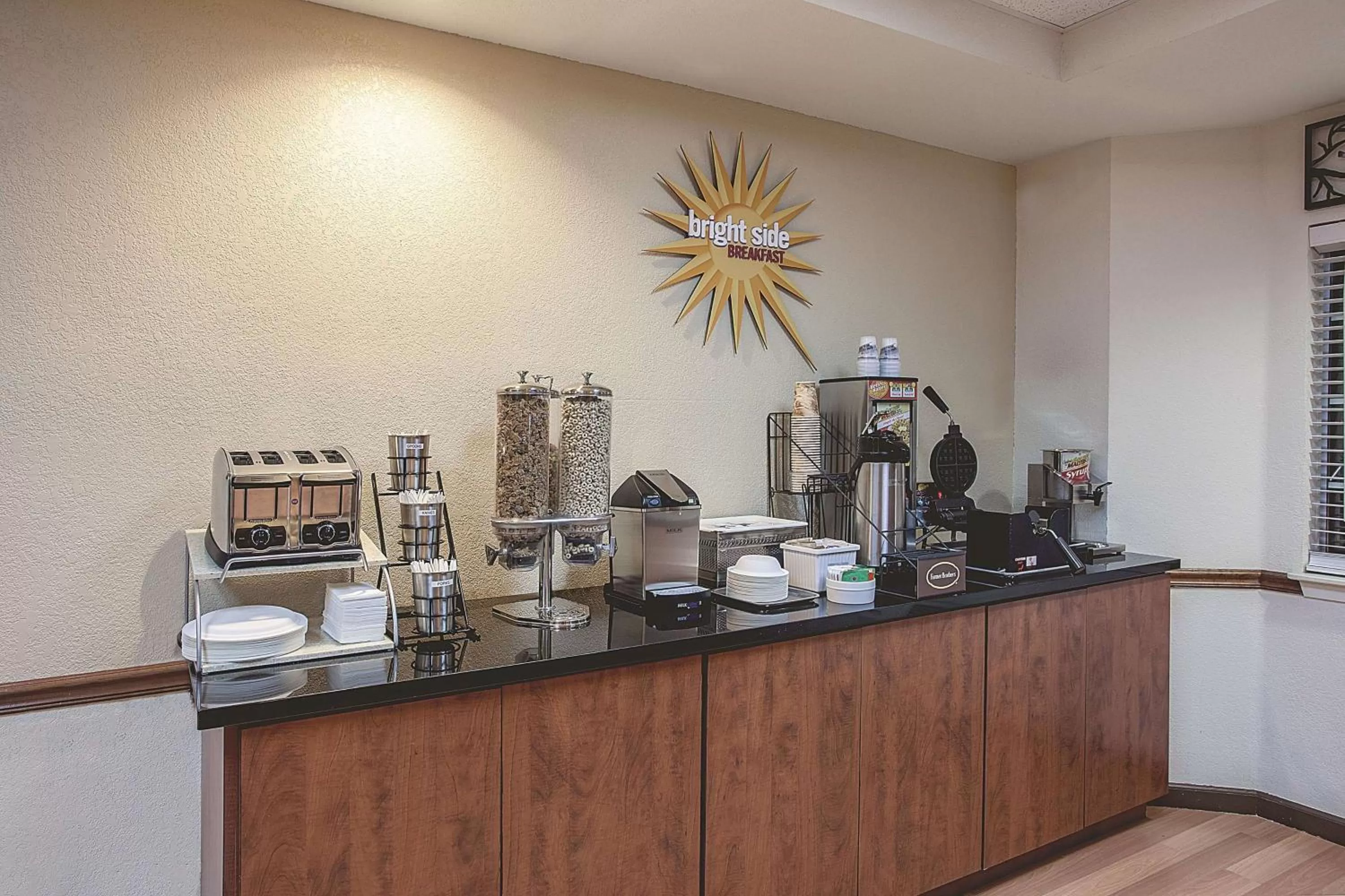 Restaurant/places to eat in La Quinta by Wyndham Davis