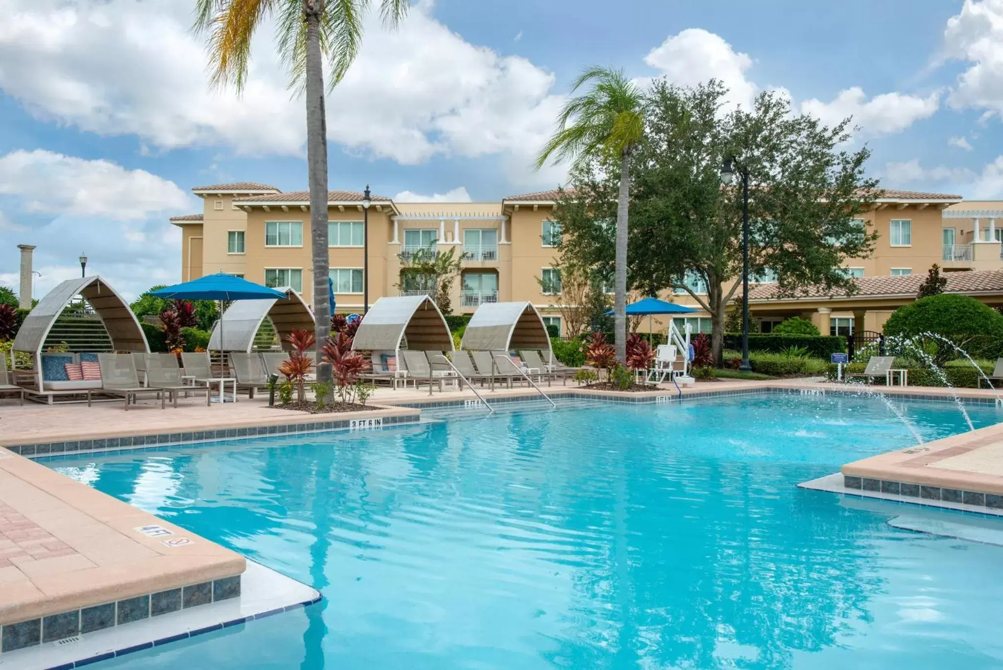 Swimming Pool in Omni Orlando Resort at Championsgate