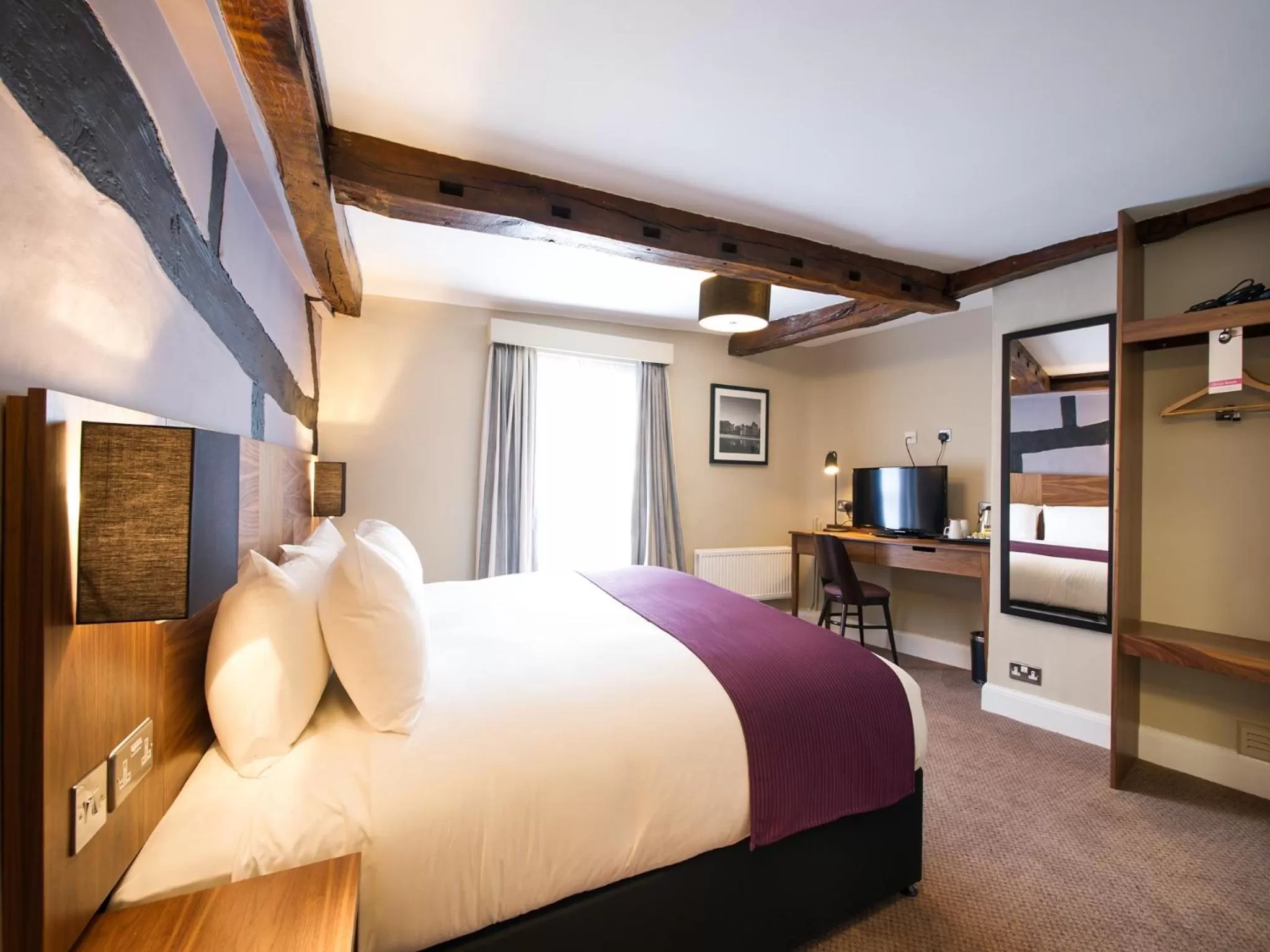 Property building in The White Hart by Innkeeper's Collection