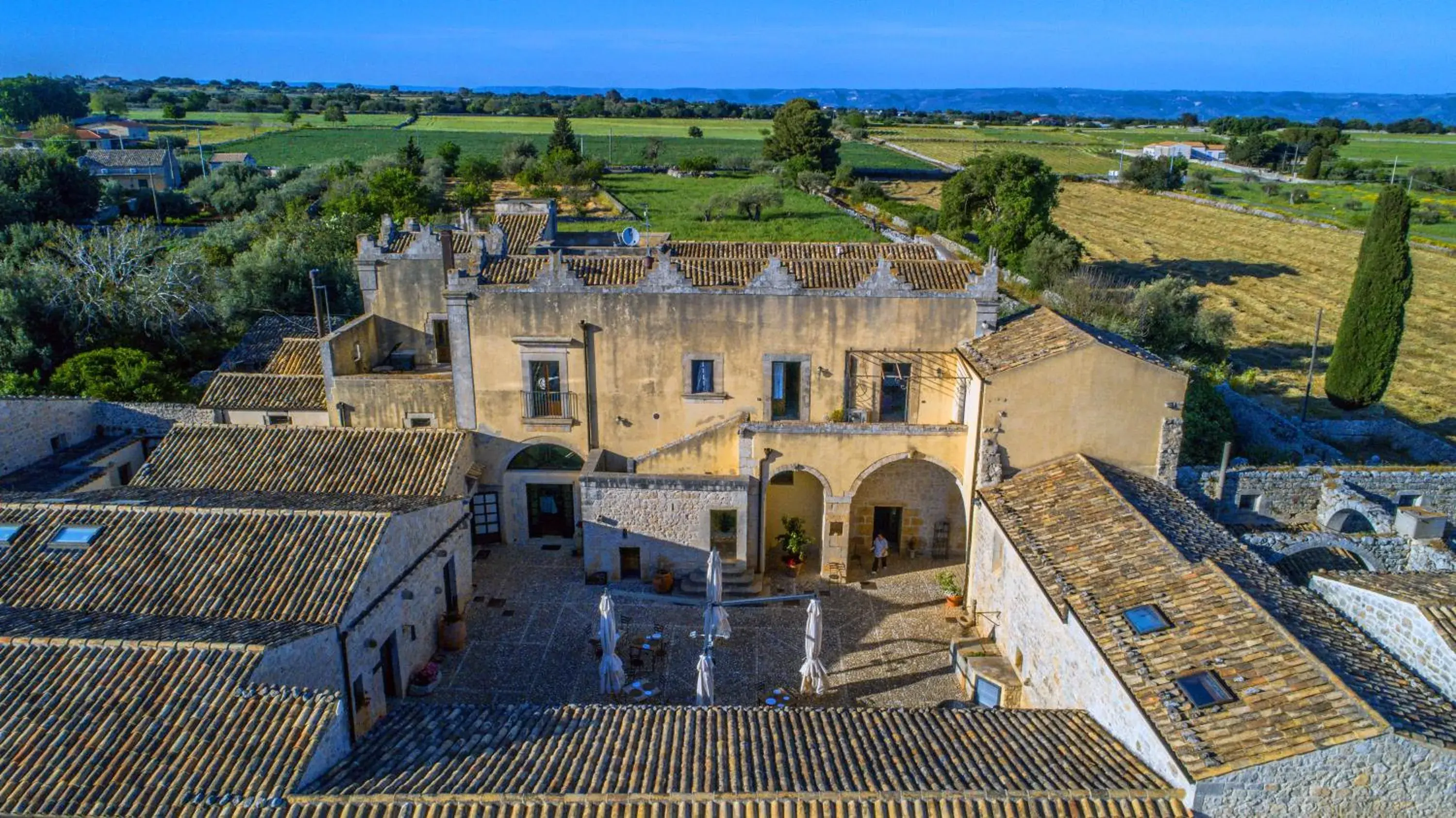 Bird's eye view, Bird's-eye View in Torre Don Virgilio Country Hotel