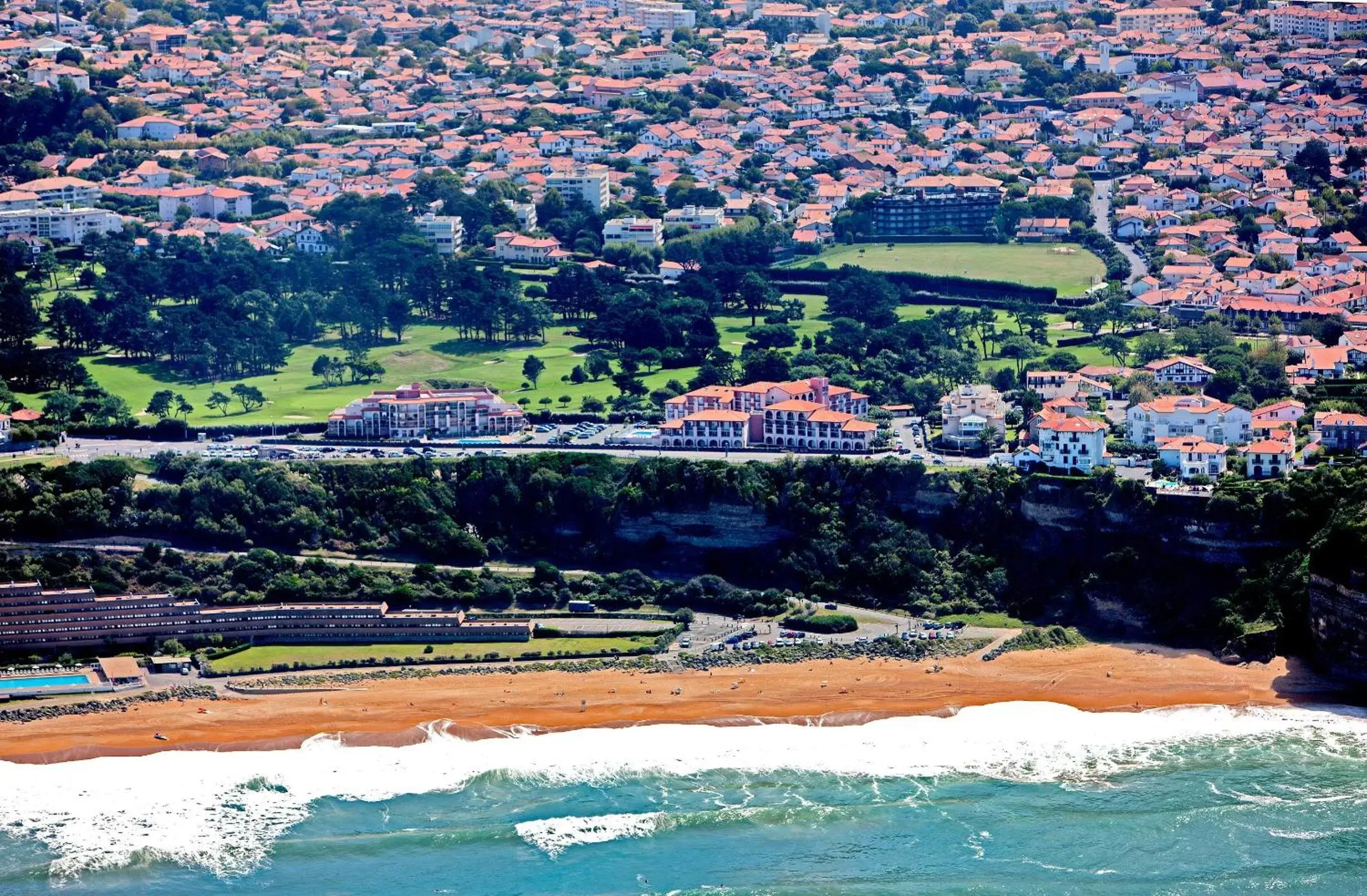 Beach, Bird's-eye View in Mer et Golf