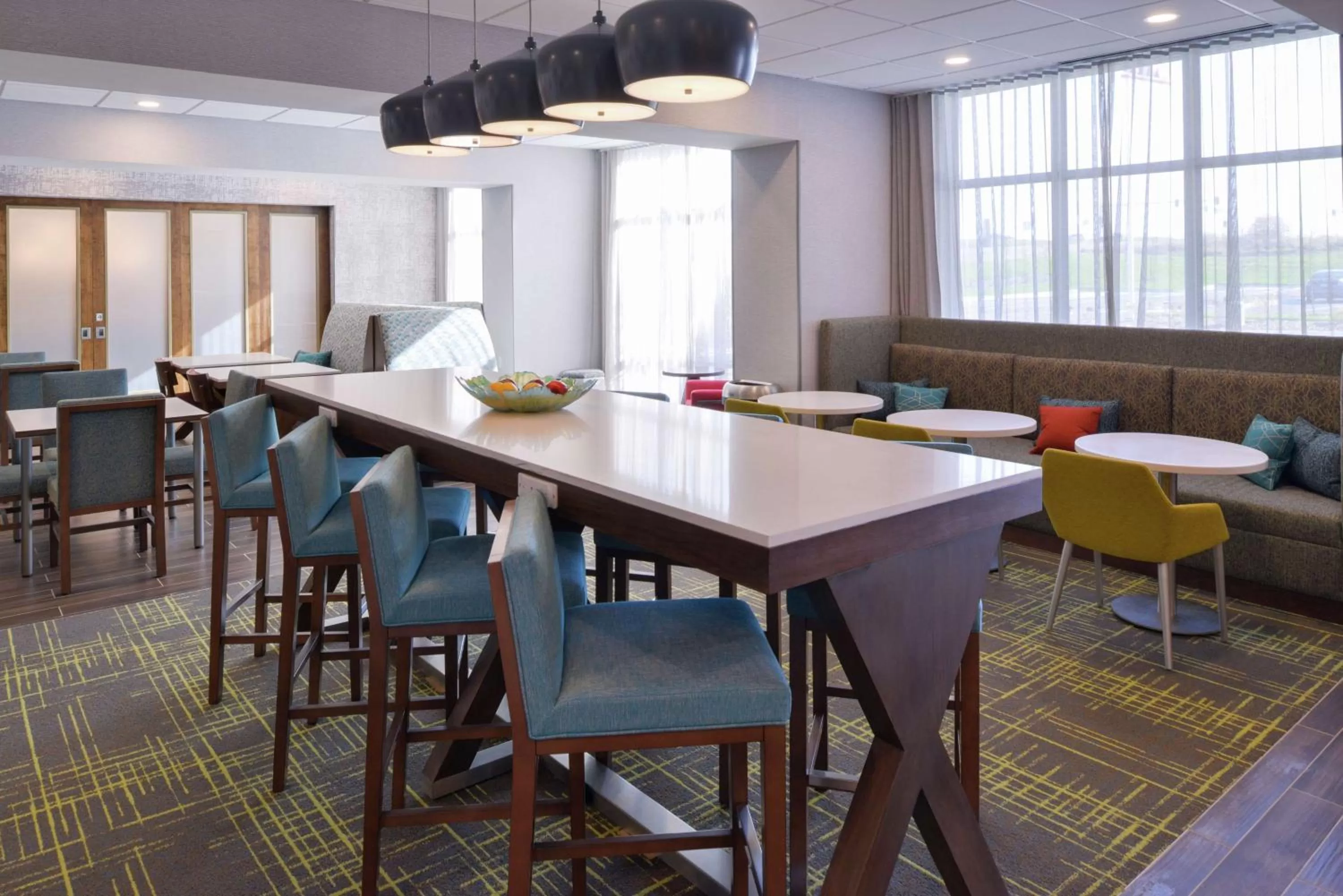 Breakfast in Hampton Inn Lakeville Minneapolis, Mn