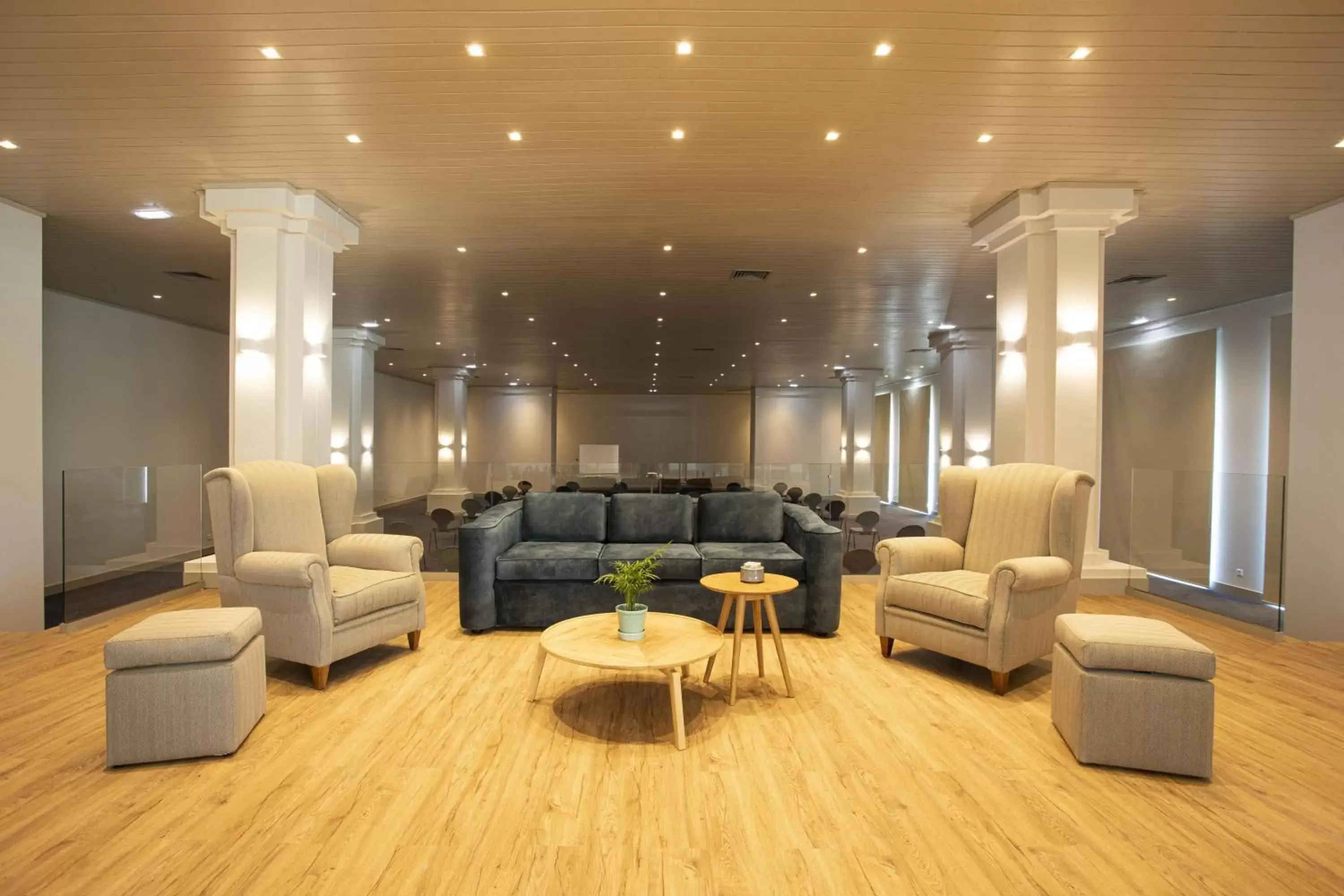 Lounge or bar in Montebelo Principe Perfeito Viseu Garden Hotel Lounge or bar in Montebelo Principe Perfeito Viseu Garden Hotel