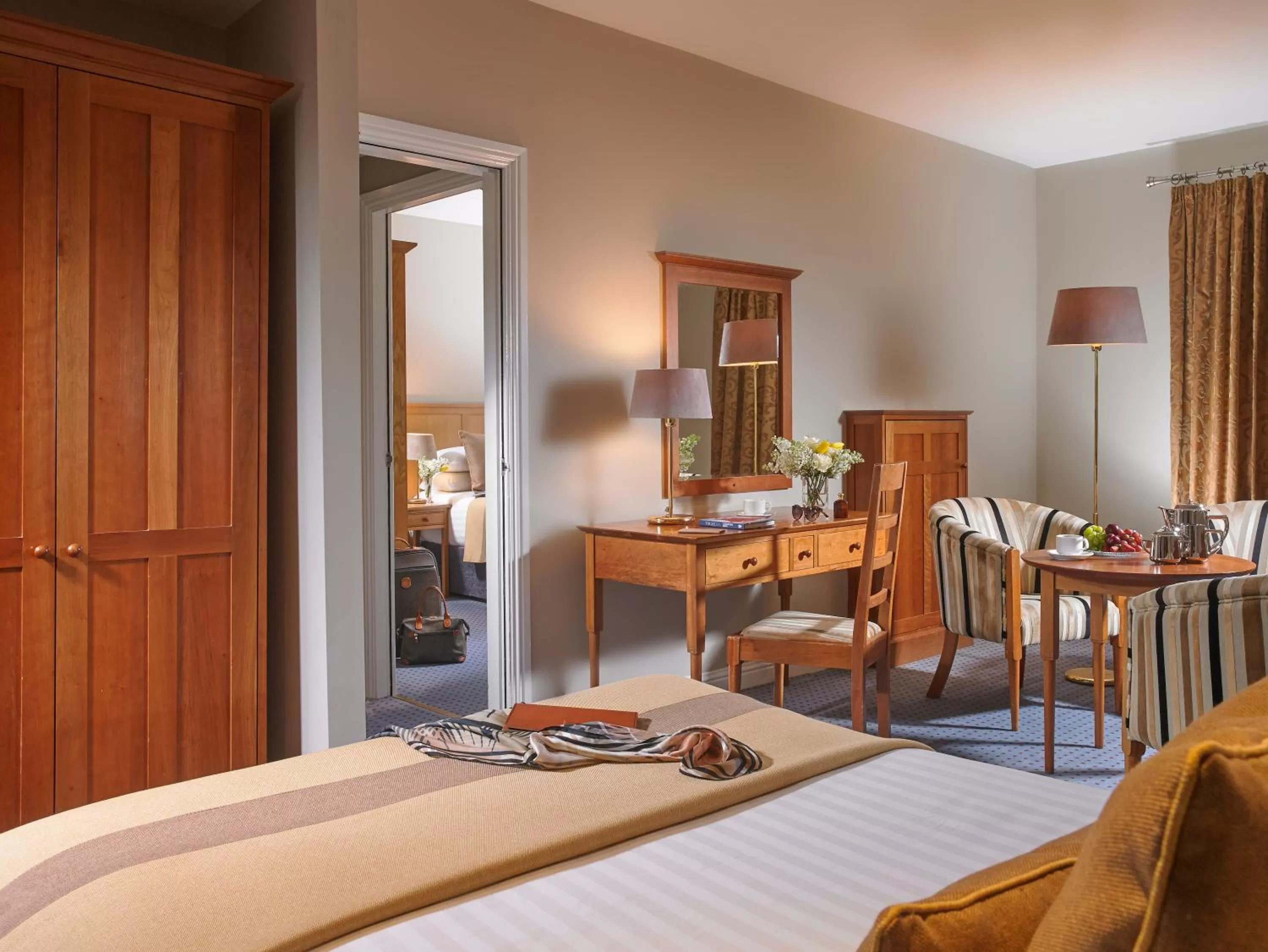 Bed in The Parkavon Hotel