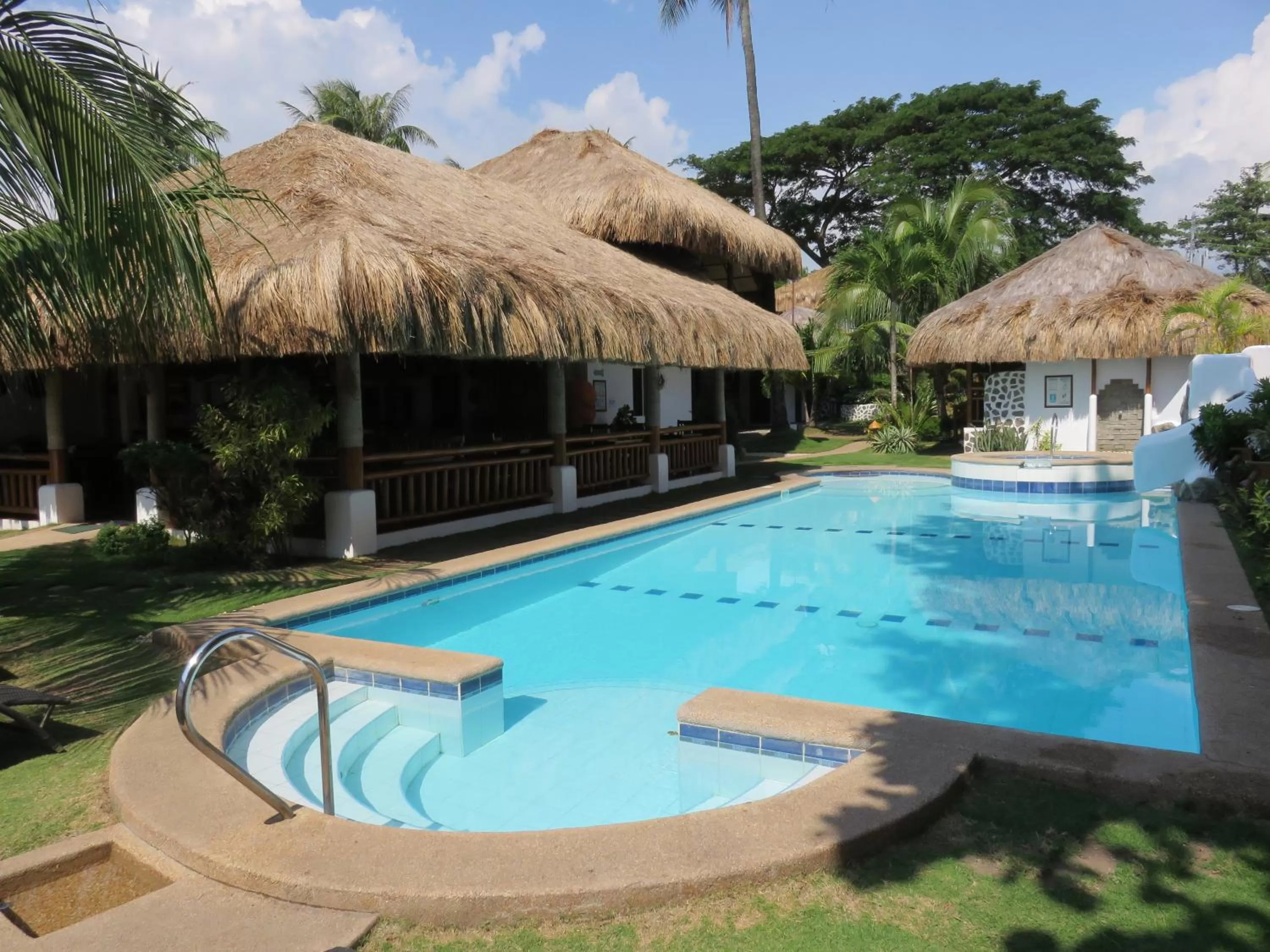 Swimming pool in Kav&#x27;s Beach Resort