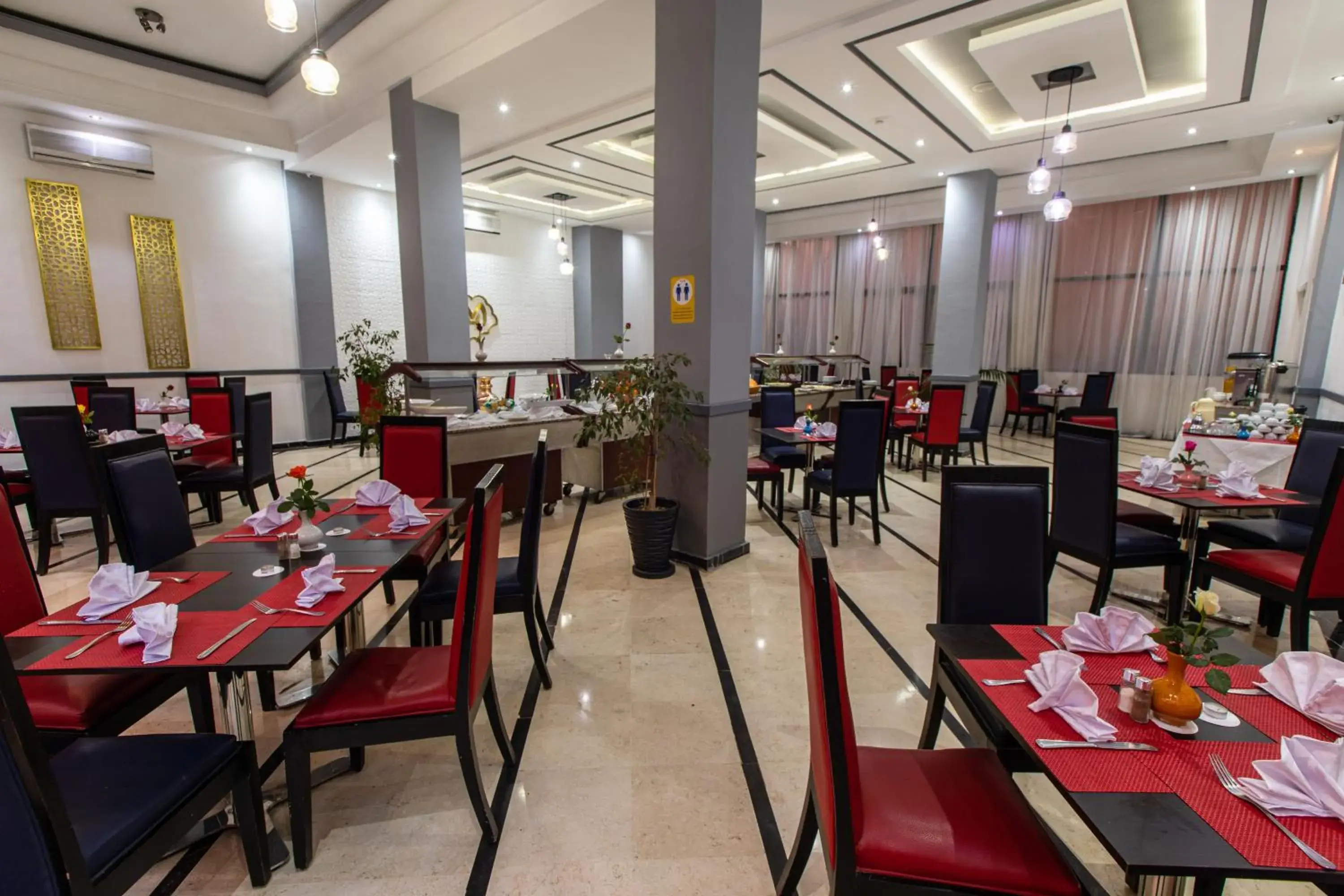 Restaurant/Places to Eat in Hotel Meriem Marrakech