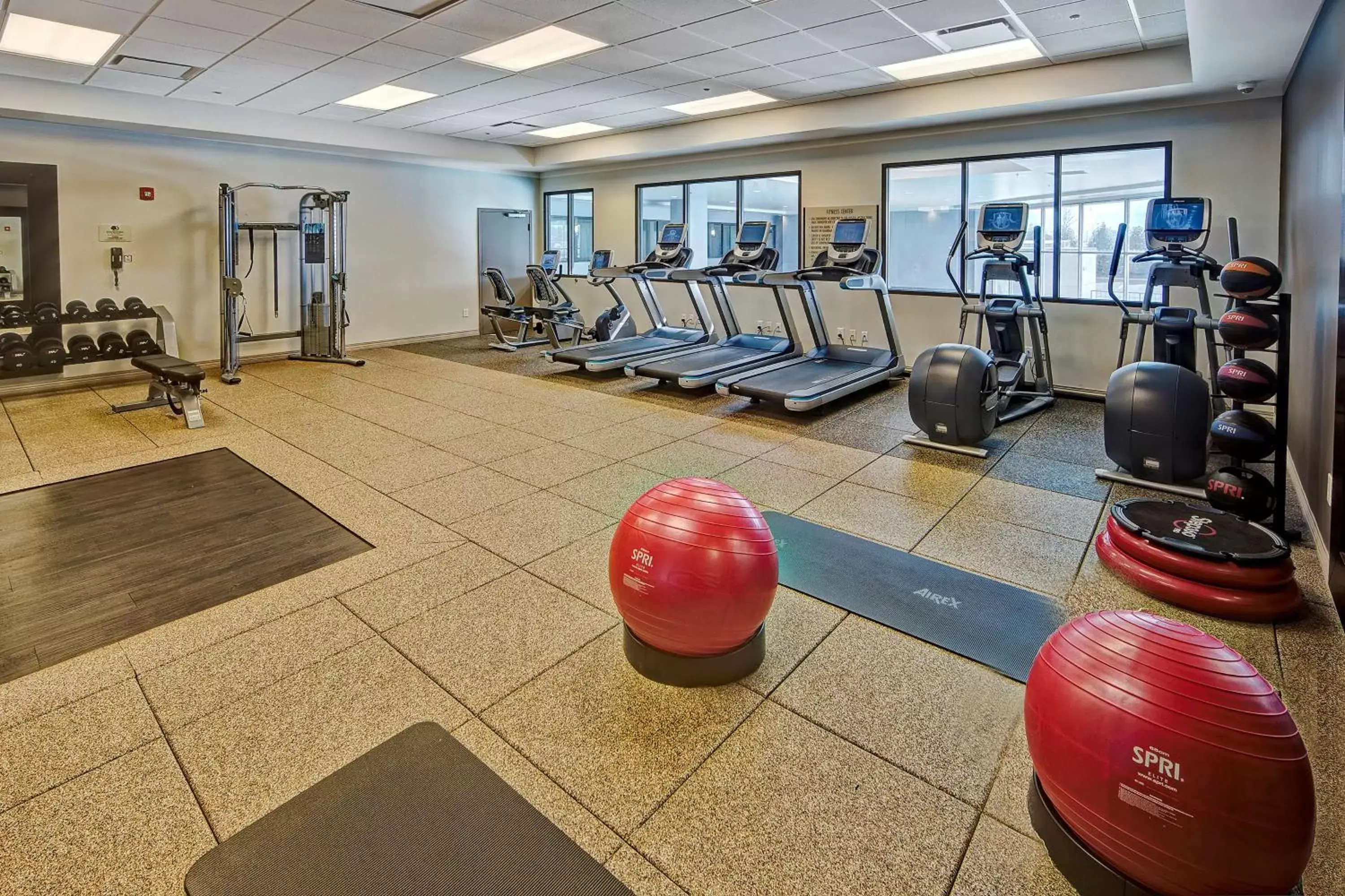 Fitness centre/facilities, Fitness Center/Facilities in DoubleTree by Hilton Decatur Riverfront