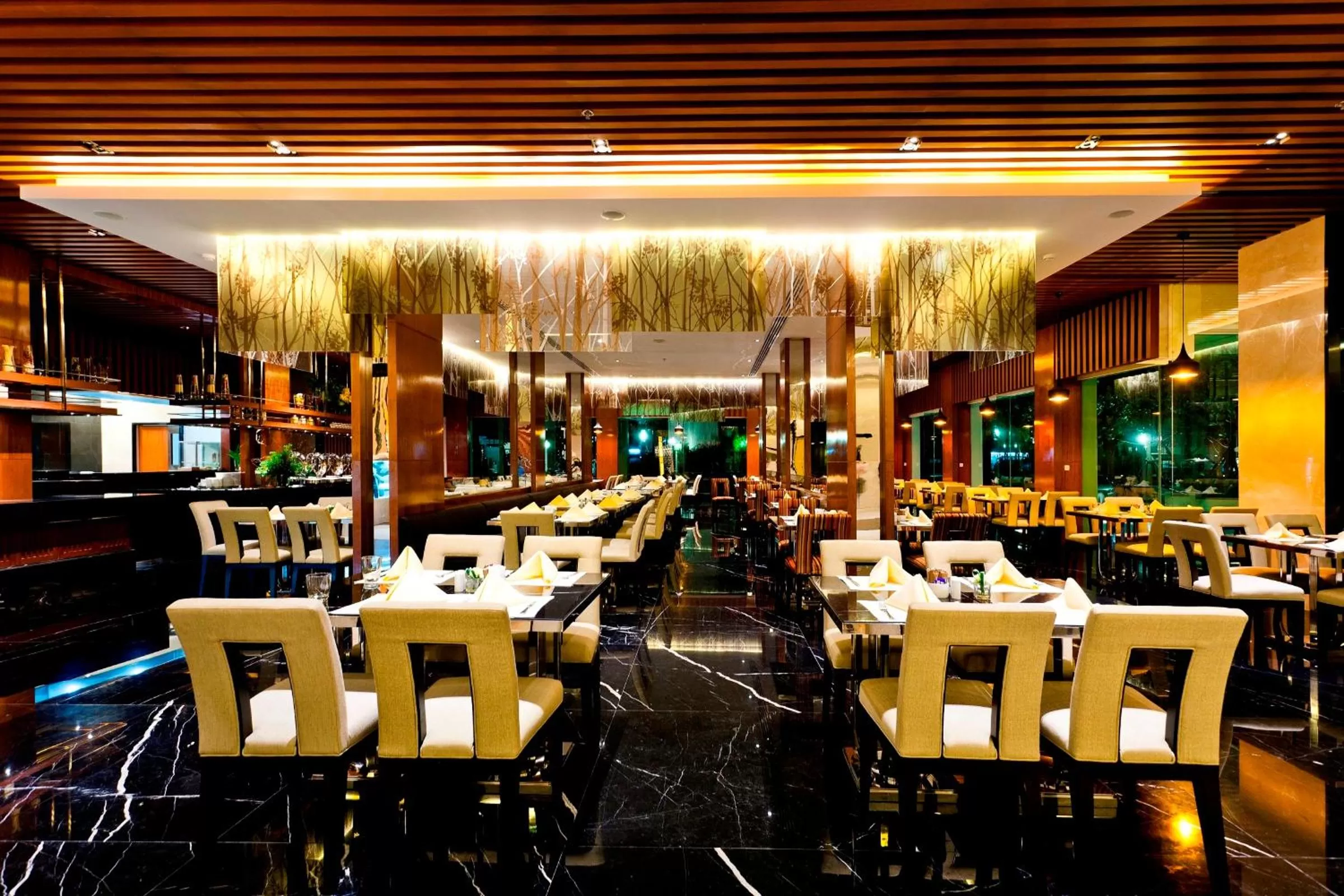 Restaurant/places to eat in Royal Princess Larn Luang - SHA Extra Plus