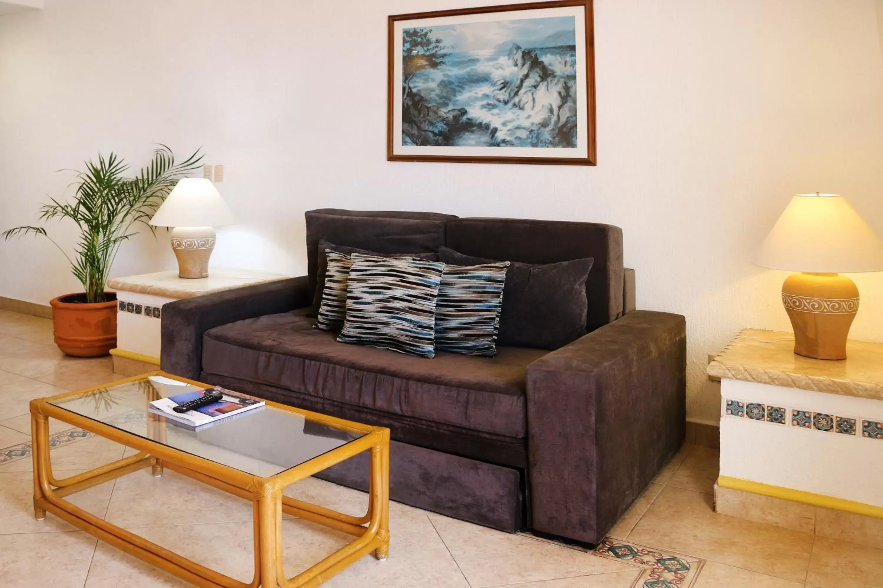 Living room, Seating Area in The Inn at Mazatlan