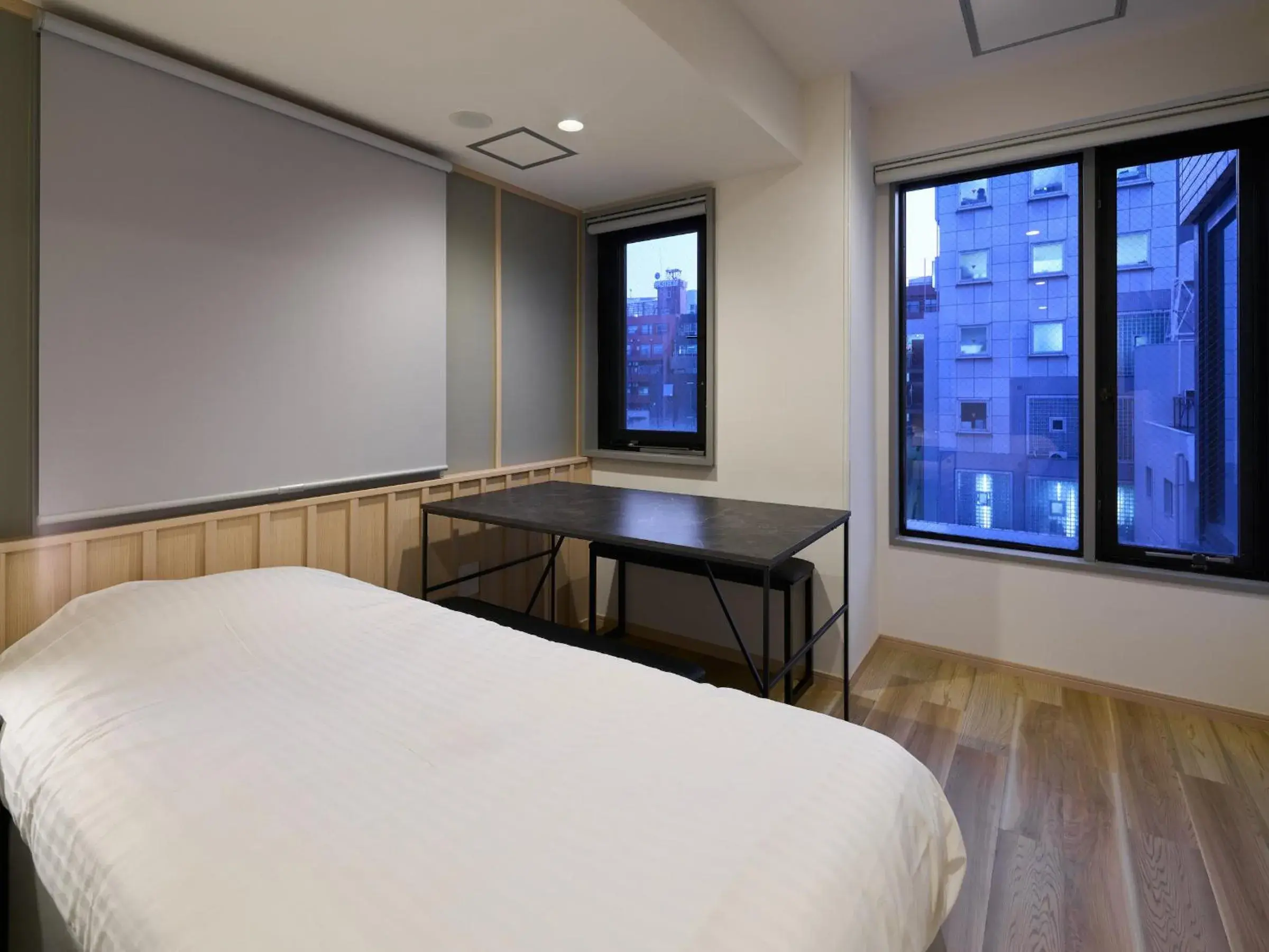 Photo of the whole room, Bed in Shinjuku City Hotel N.U.T.S Tokyo